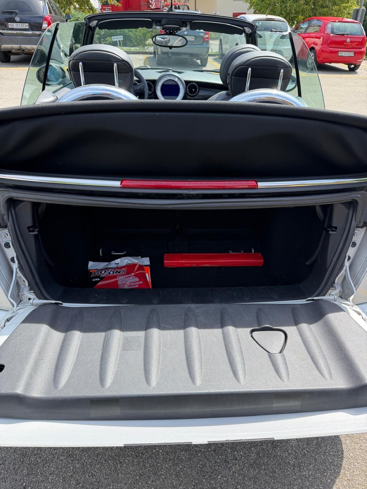 MINI S Cabrio-image-5
