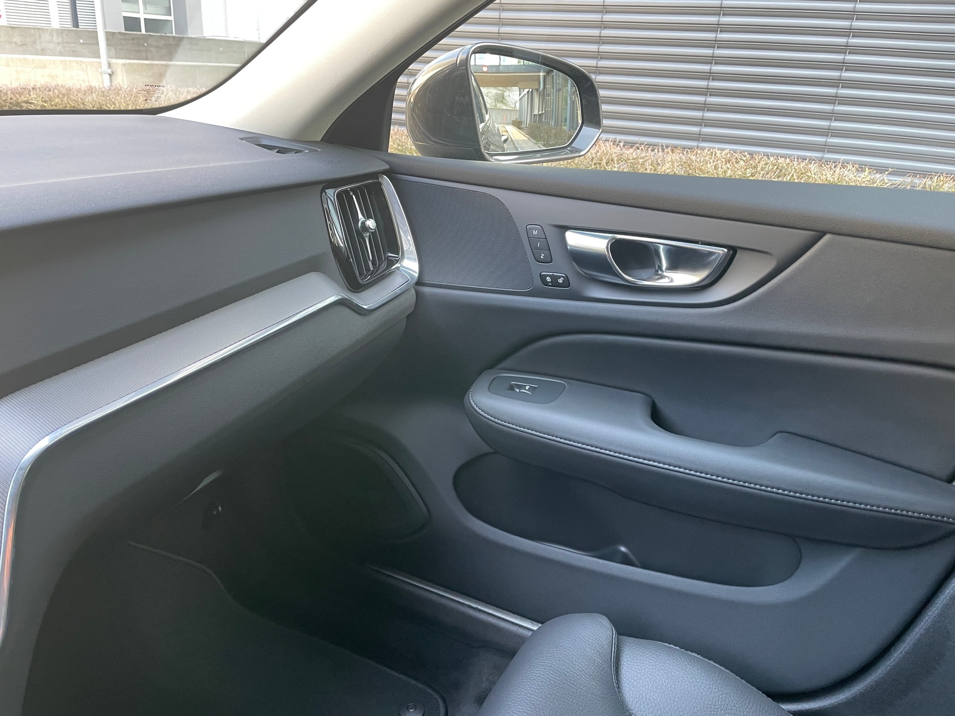 VOLVO V60 Cross Country B5 Mild Hybrid Plus AWD Geartronic-image-22