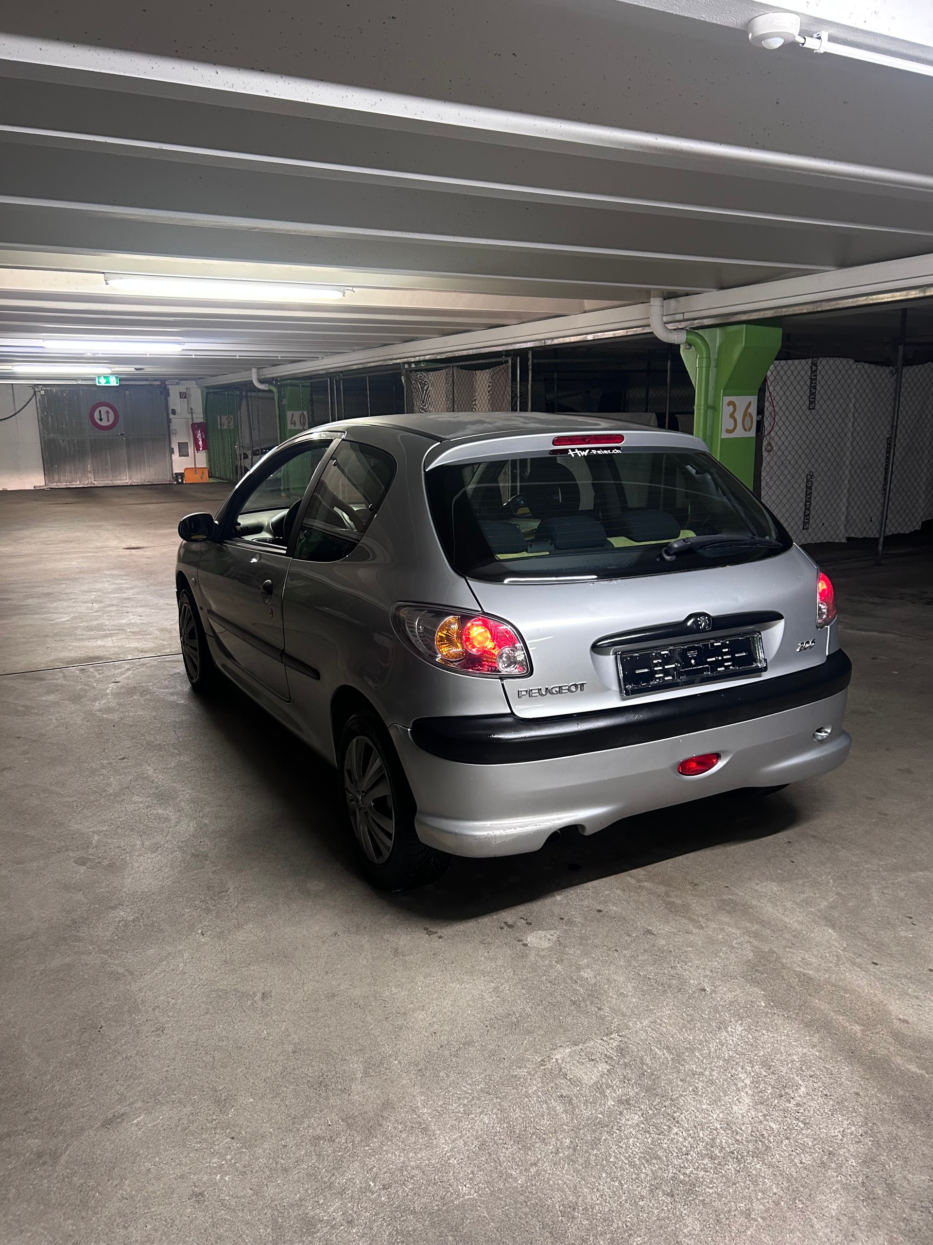 PEUGEOT 1.6 XT-image-2