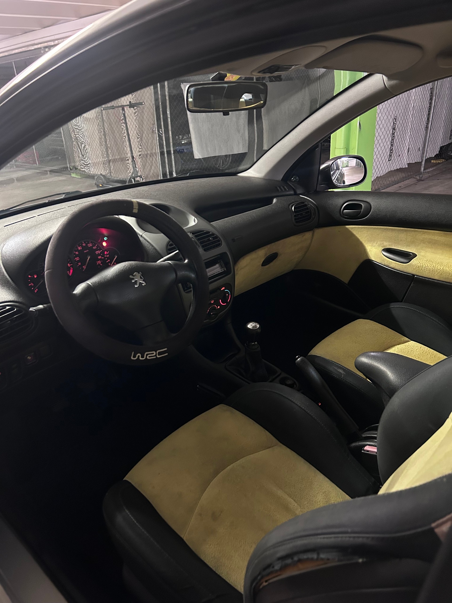 PEUGEOT 1.6 XT-image-3