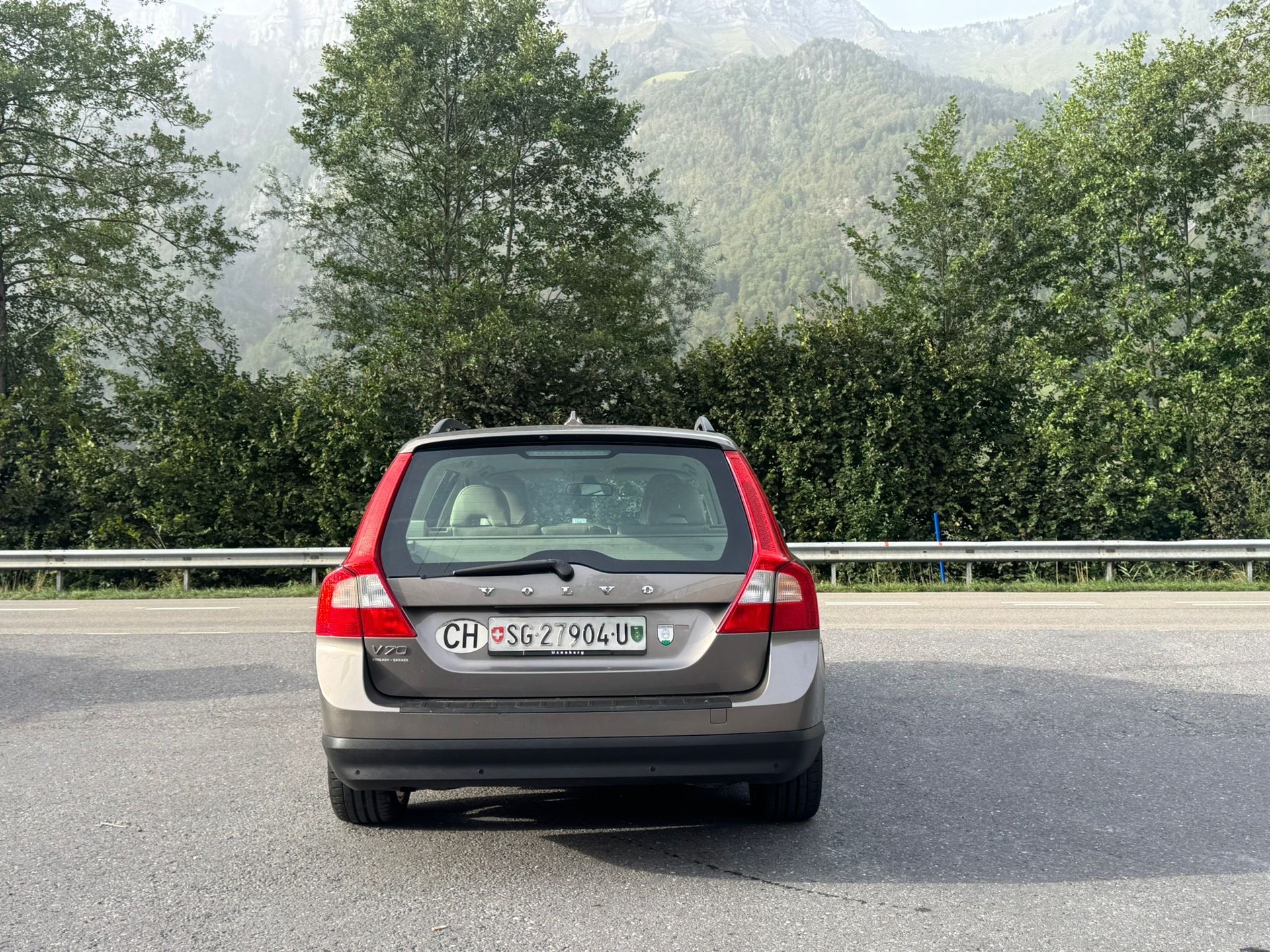 VOLVO V70 2.0-image-4