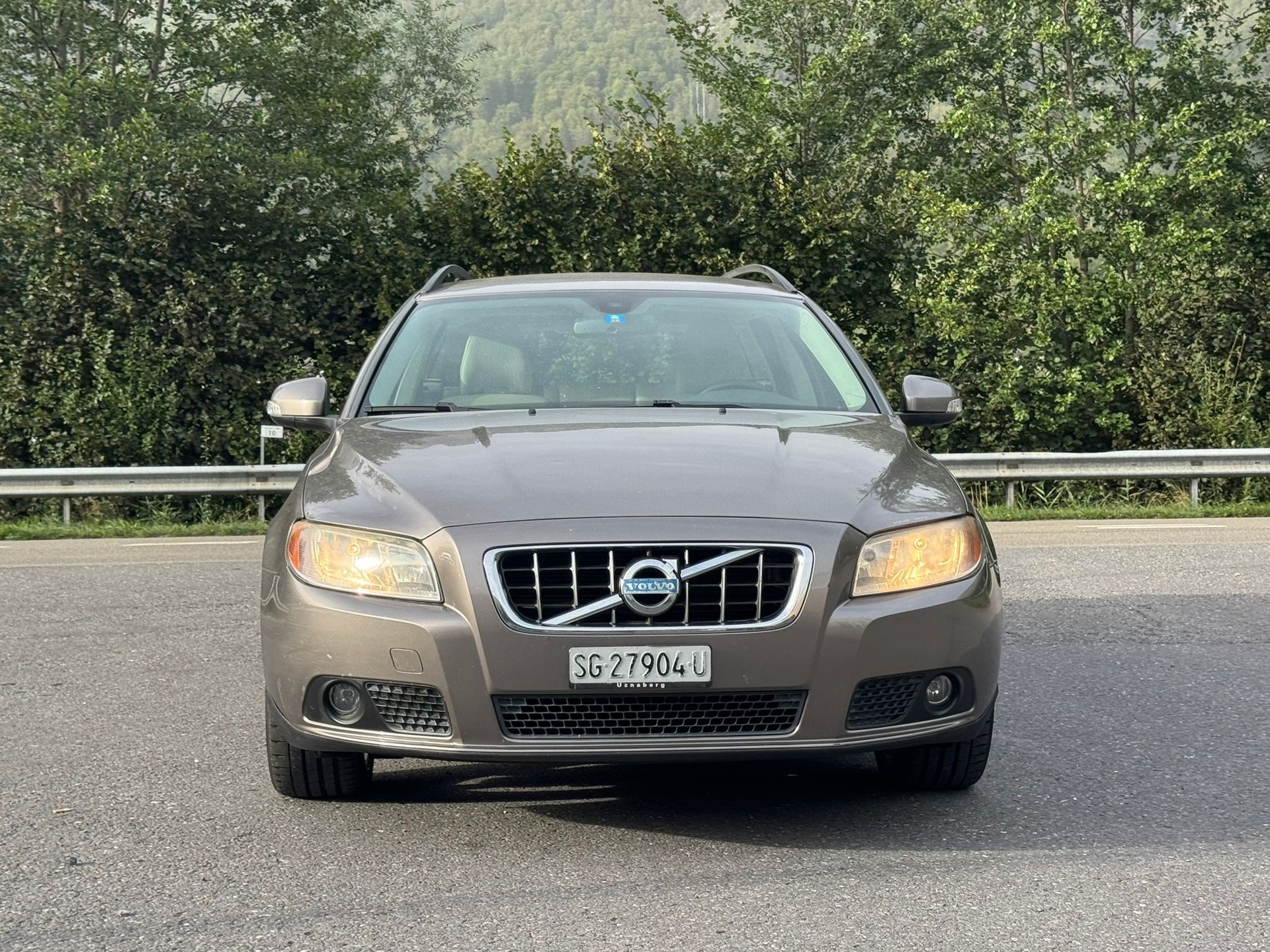 VOLVO V70 2.0-image-0