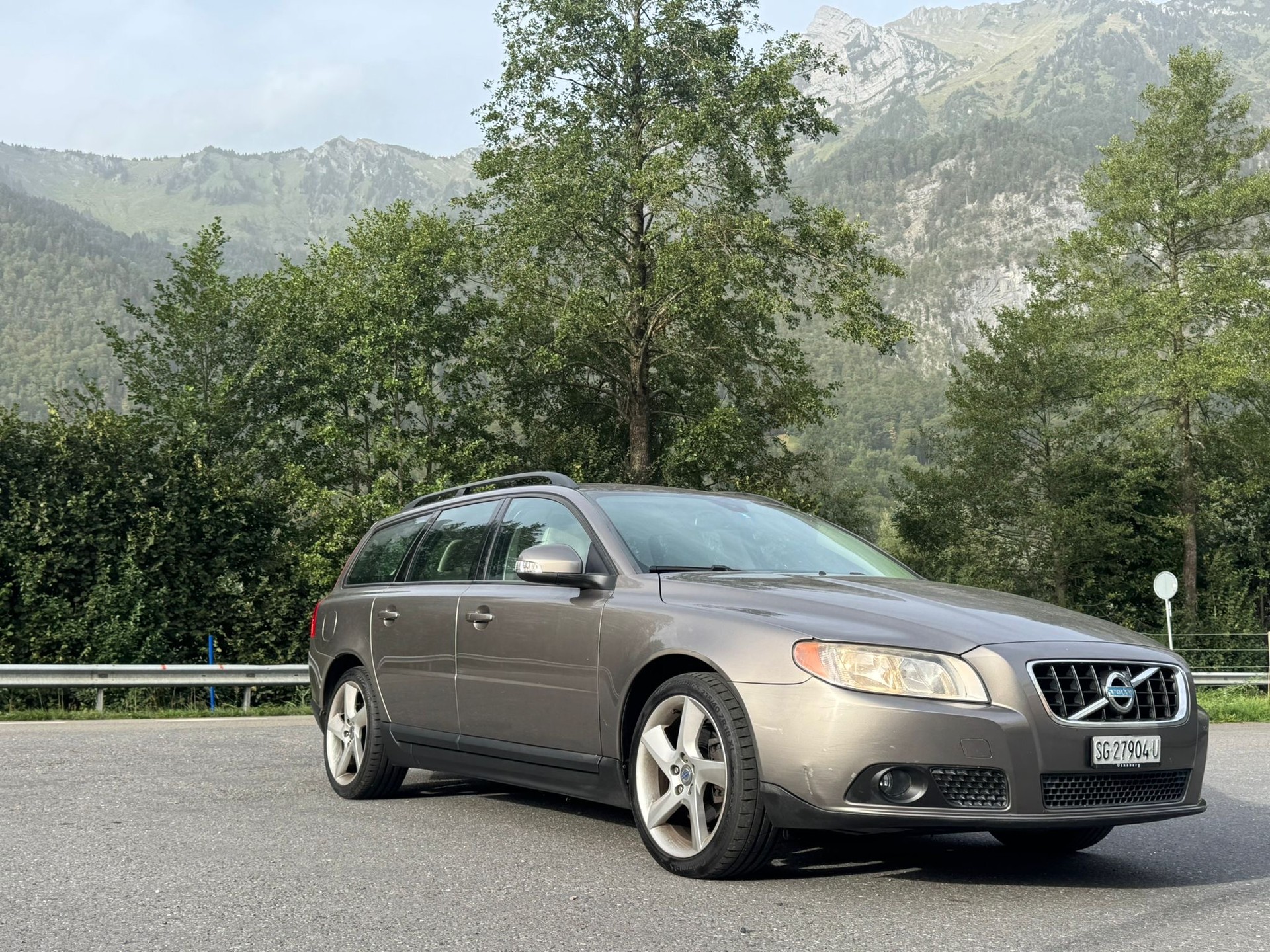 VOLVO V70 2.0-image-15
