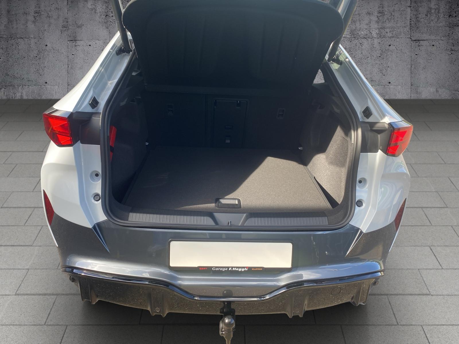 CUPRA Tavascan VZ Adrenaline 4D-image-8
