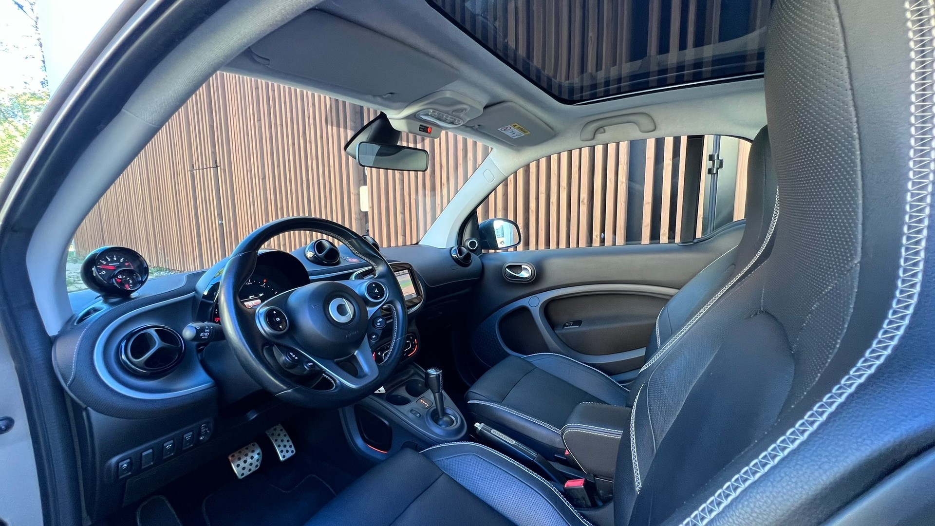 SMART FORTWO BRABUS XCLUSIVE TWINMATIC l 109 PS-image-24