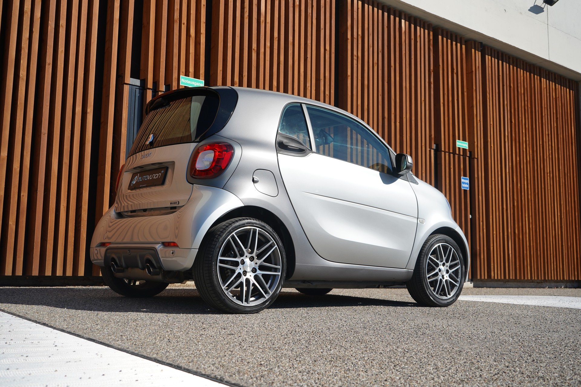 SMART FORTWO BRABUS XCLUSIVE TWINMATIC l 109 PS-image-6