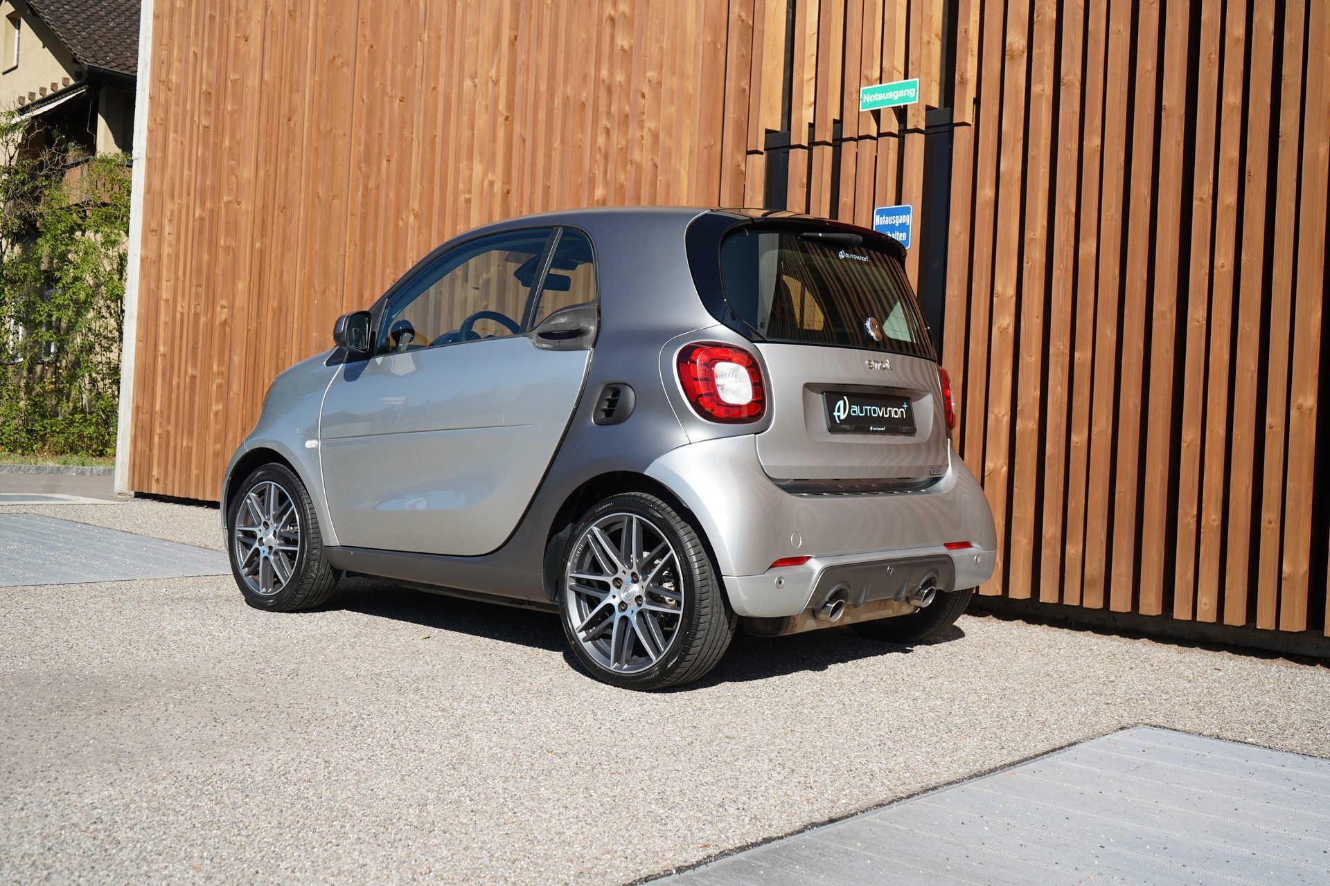 SMART FORTWO BRABUS XCLUSIVE TWINMATIC l 109 PS-image-11