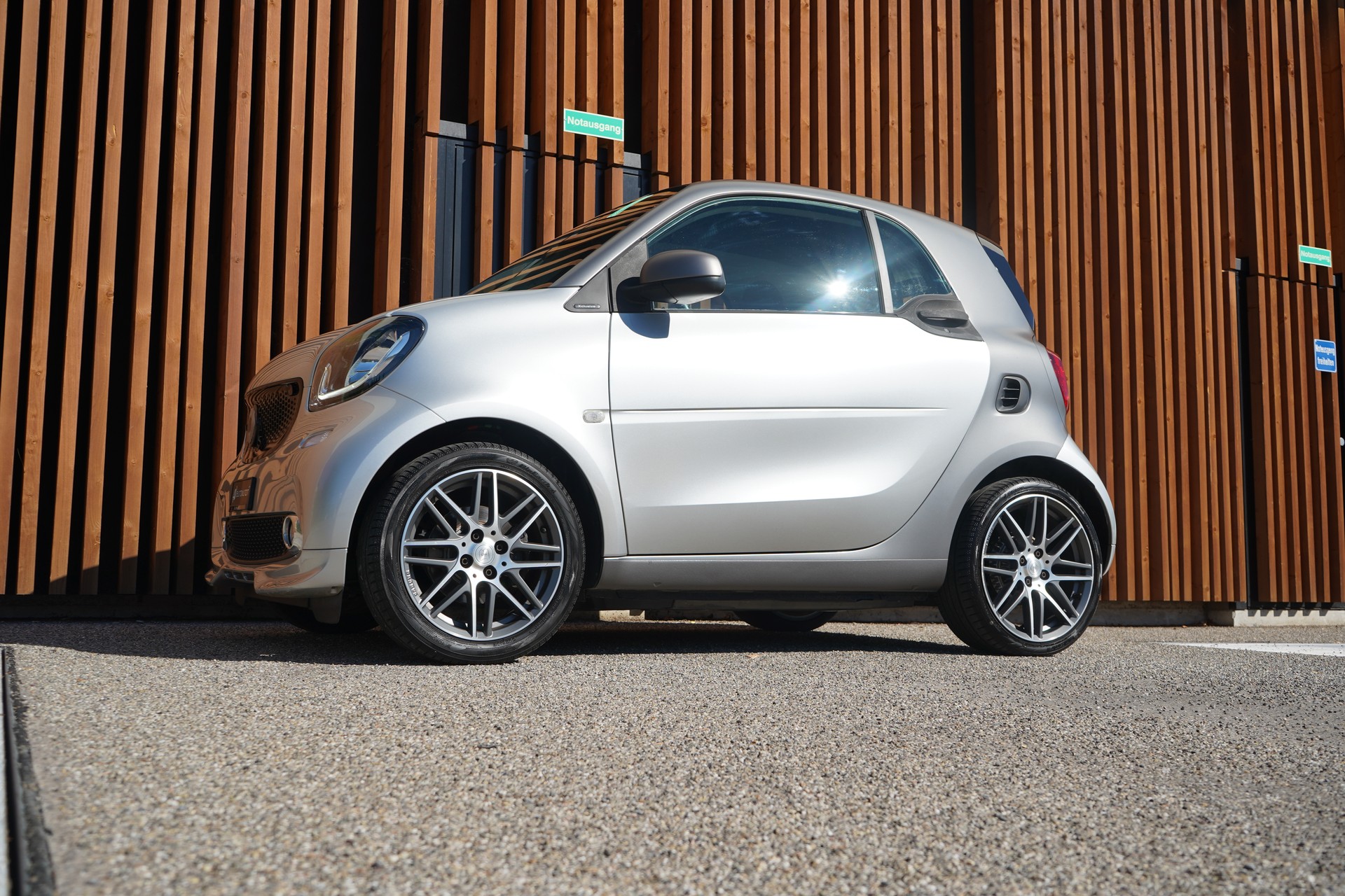 SMART FORTWO BRABUS XCLUSIVE TWINMATIC l 109 PS-image-12