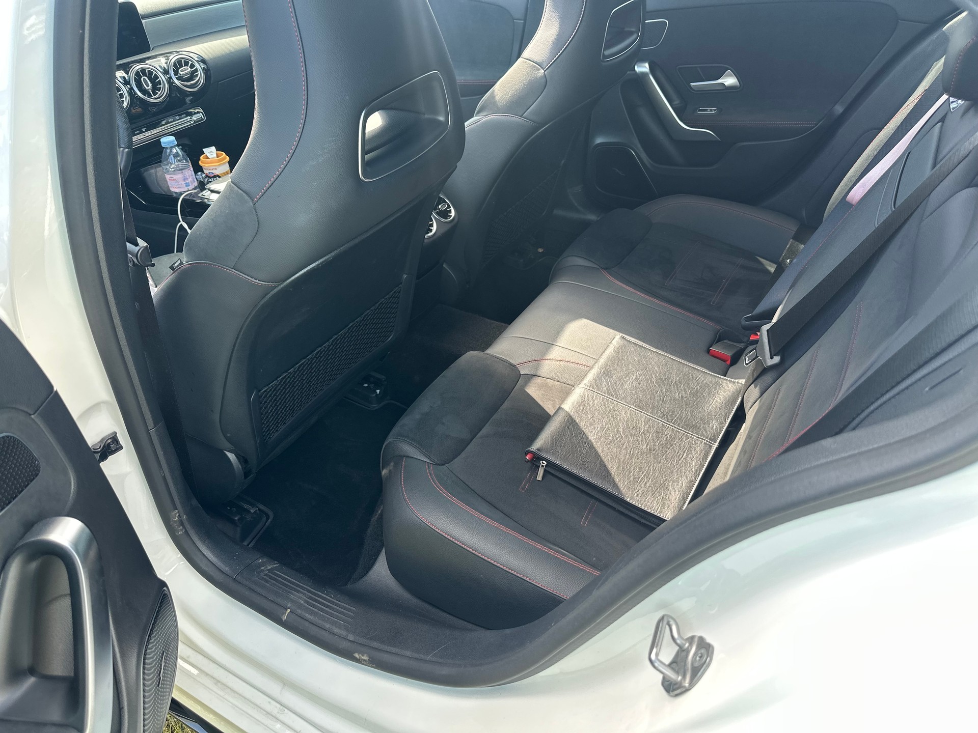 MERCEDES-BENZ A 45 S AMG 4matic+-image-4