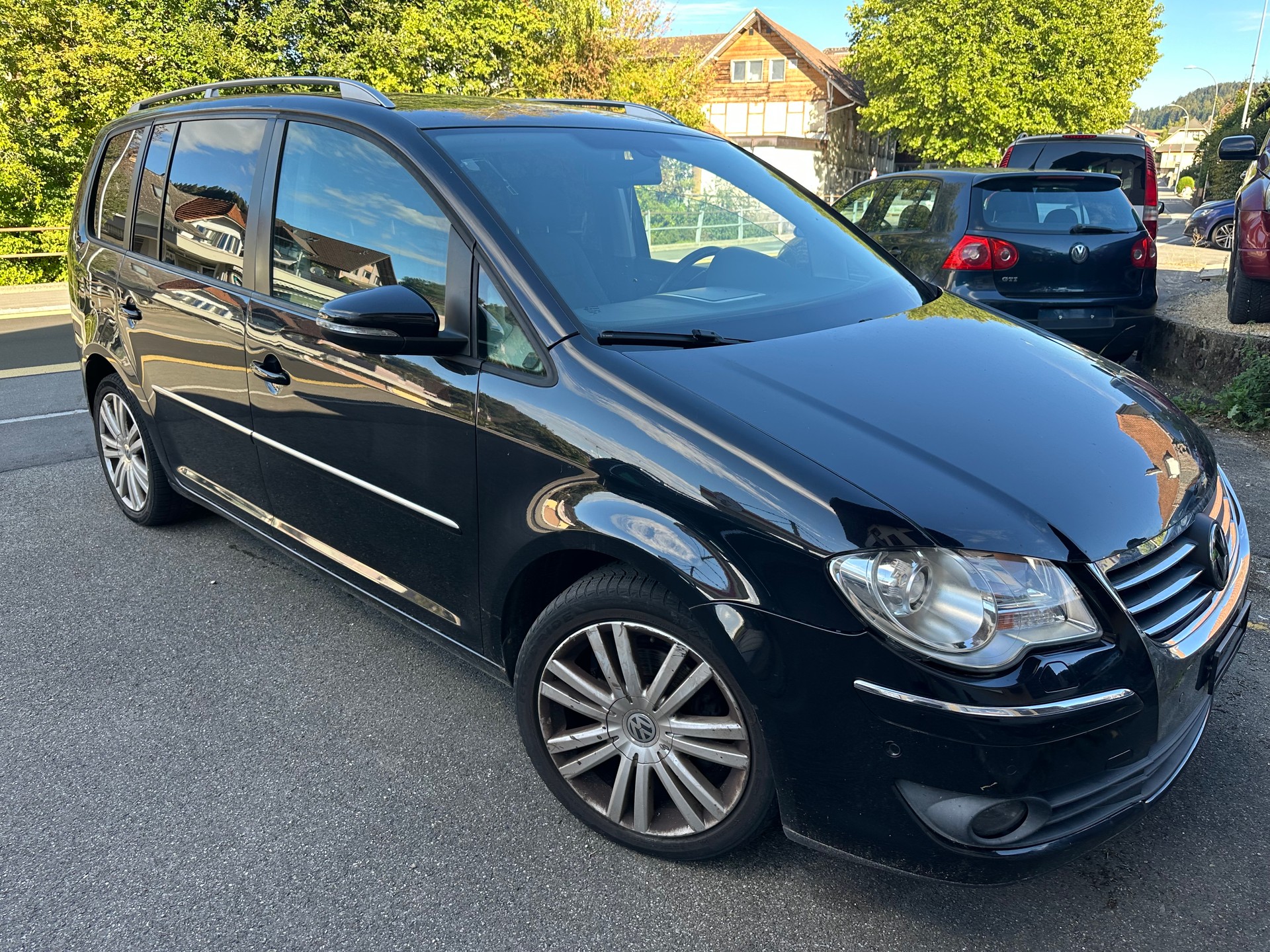 VW Touran 1.4 TSI Highline-image-0