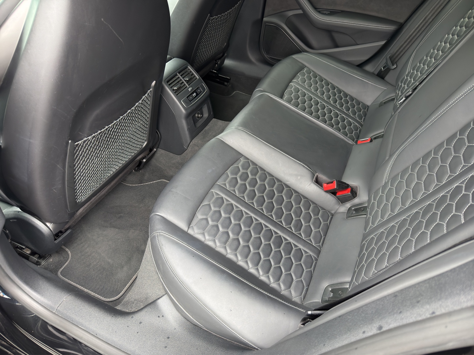 AUDI RS5 Sportback 2.9 TFSI quattro tiptronic-image-11
