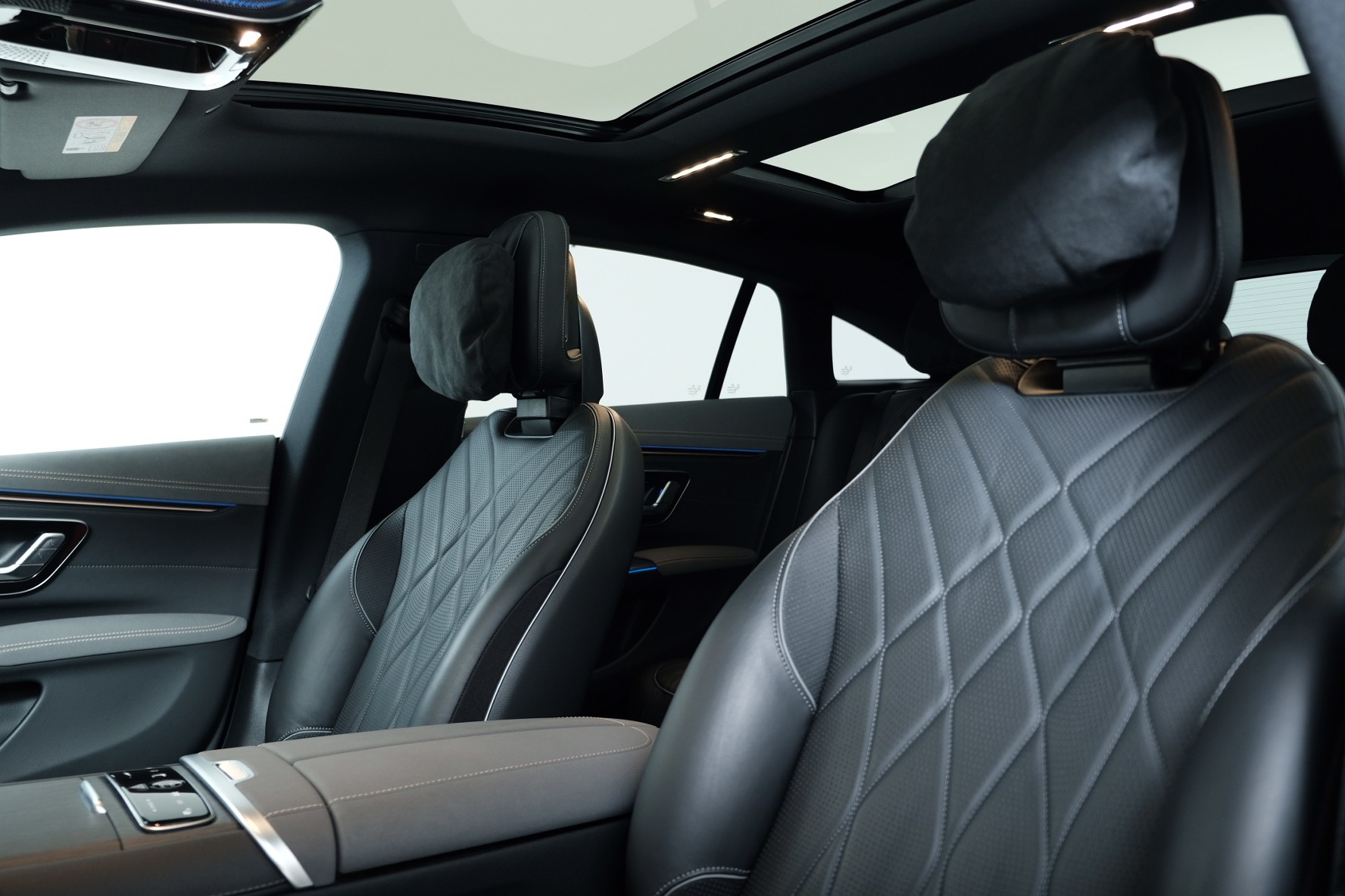 MERCEDES-BENZ EQS 580 4matic V297-image-9