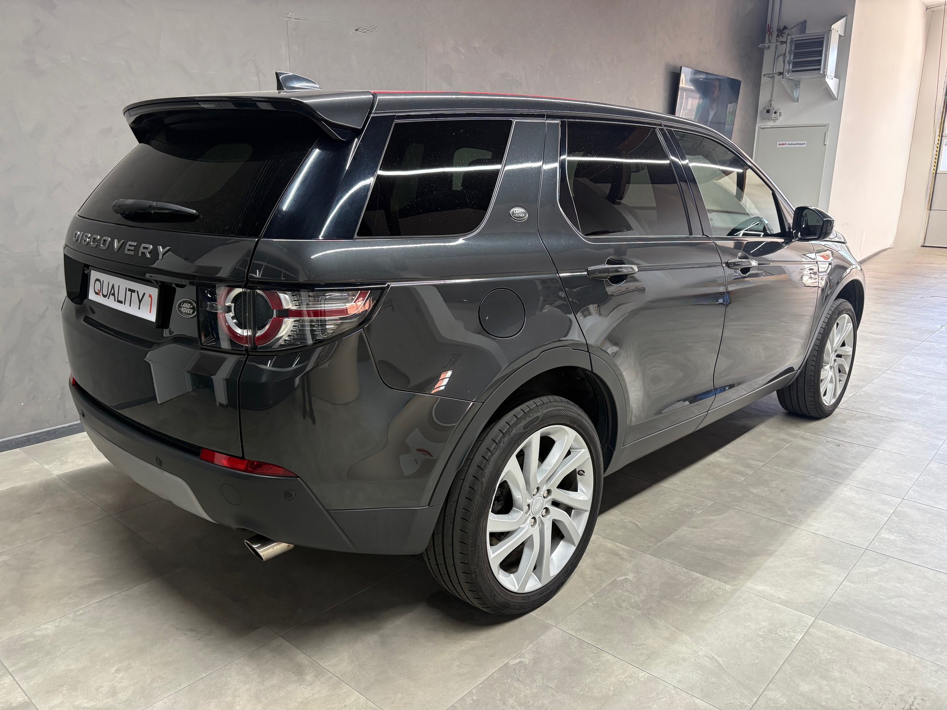 LAND ROVER Discovery Sport 2.0 TD4 HSE Luxury AT9-image-4