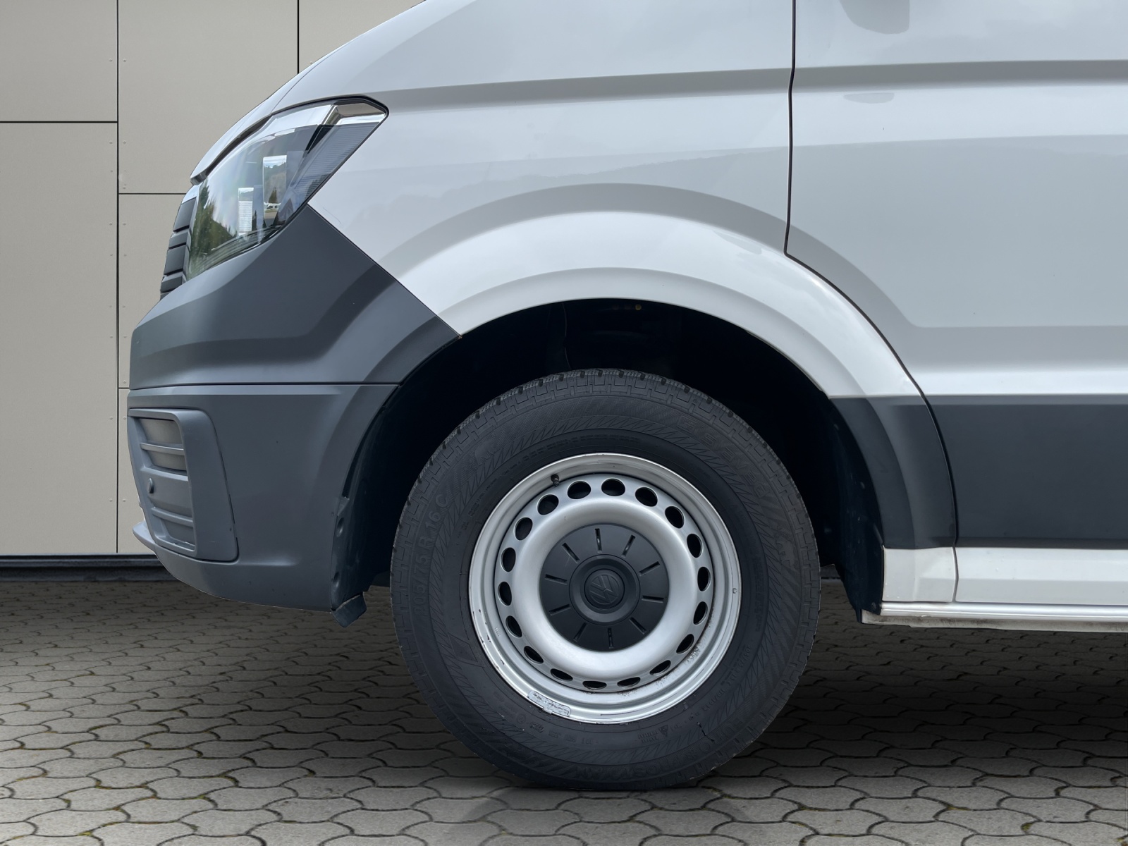 VW Crafter 35 2.0 TDI L4-image-19
