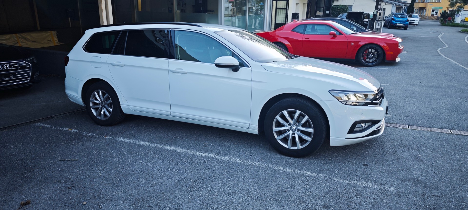 VW Passat 2.0 TDI BMT Business DSG-image-2