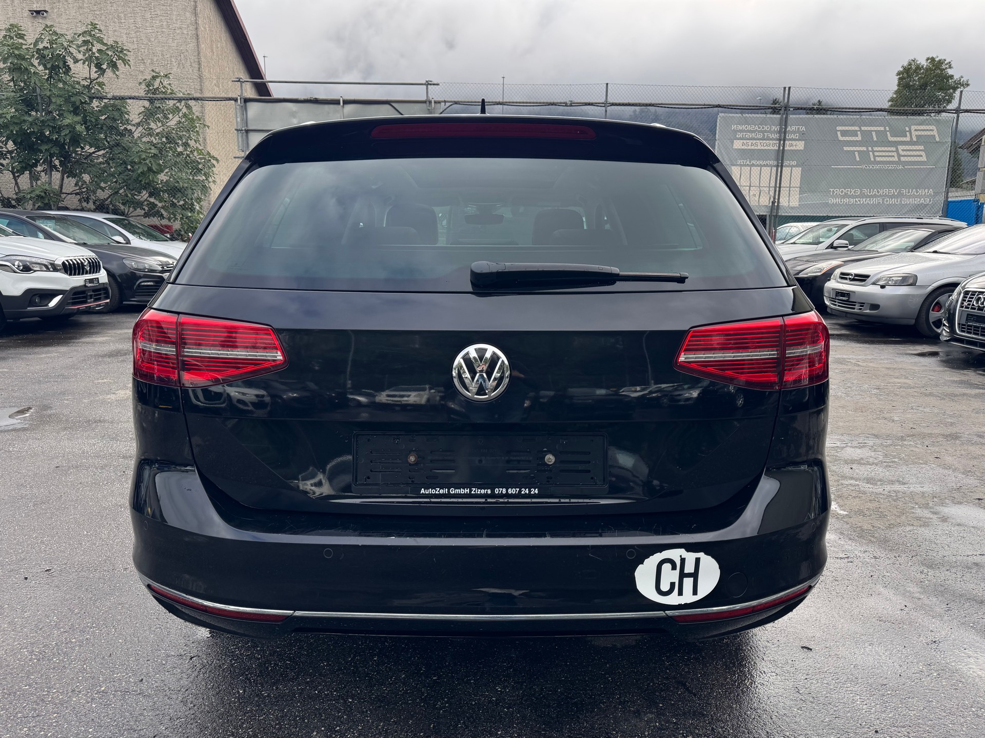 VW Passat Variant 2.0 TDI SCR BMT Highline 4Motion-image-4