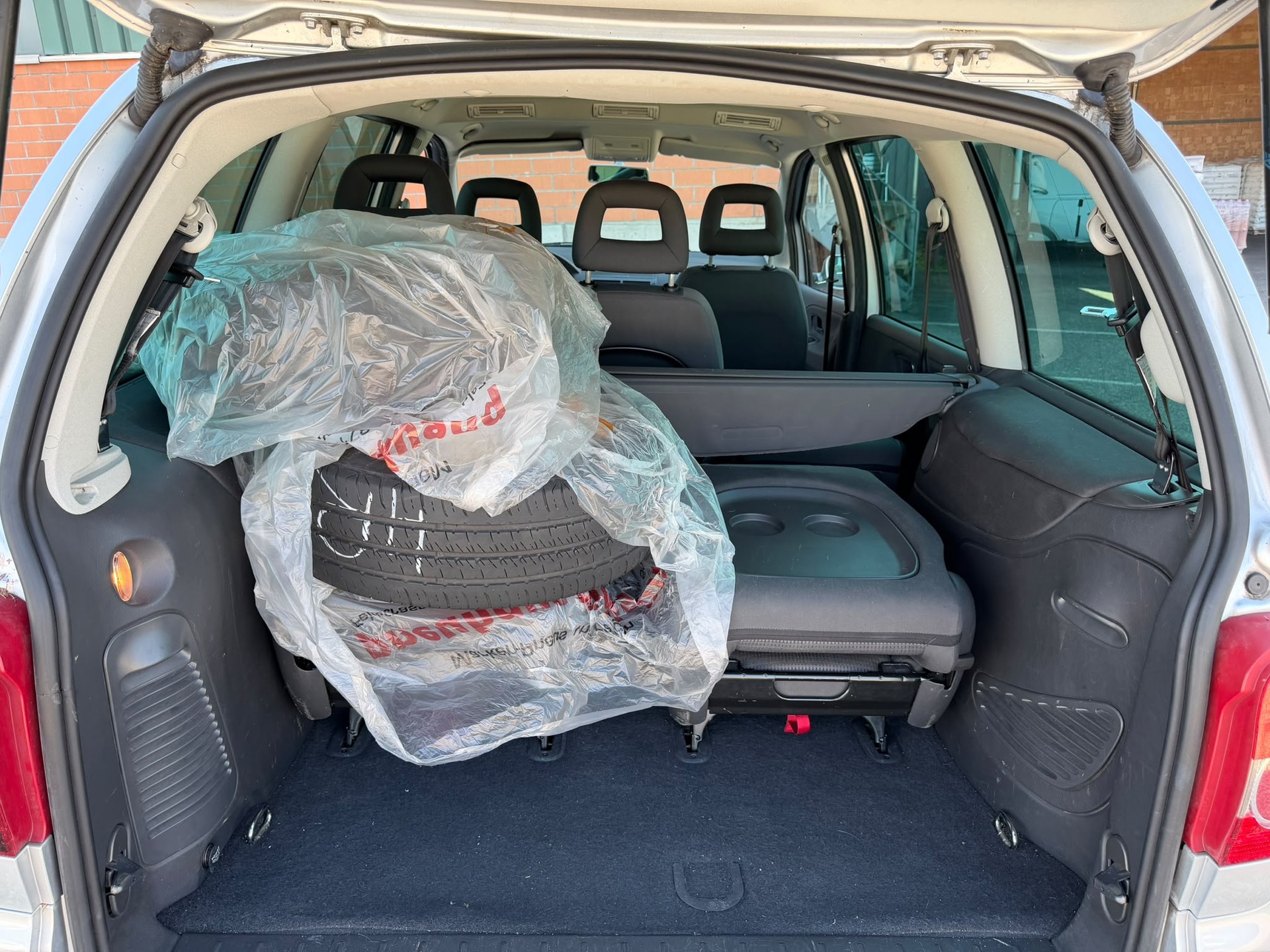 VW Sharan 1.8 T-image-12