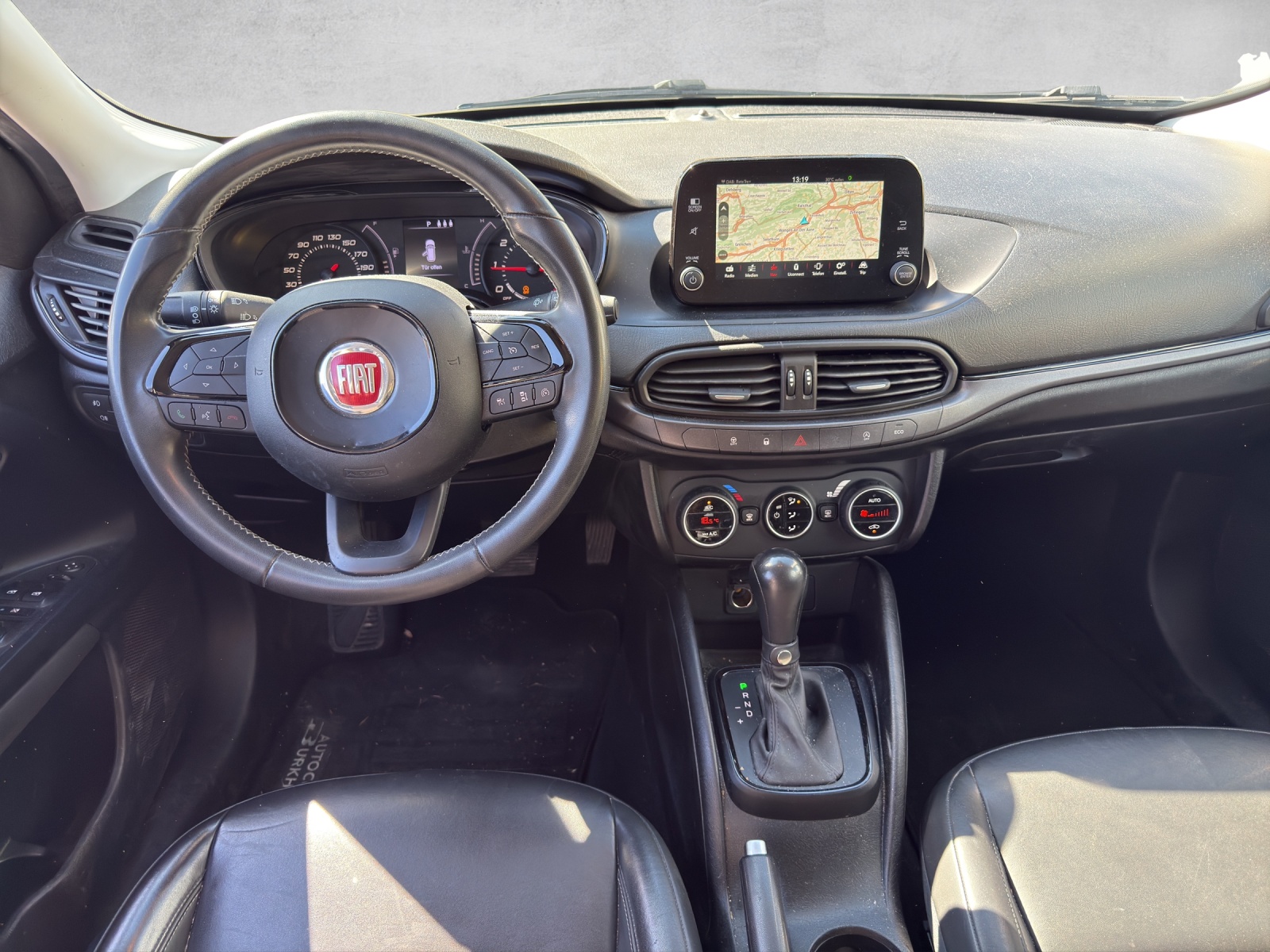 FIAT Tipo 1.6MJ Station Wagon Business DCT-image-9