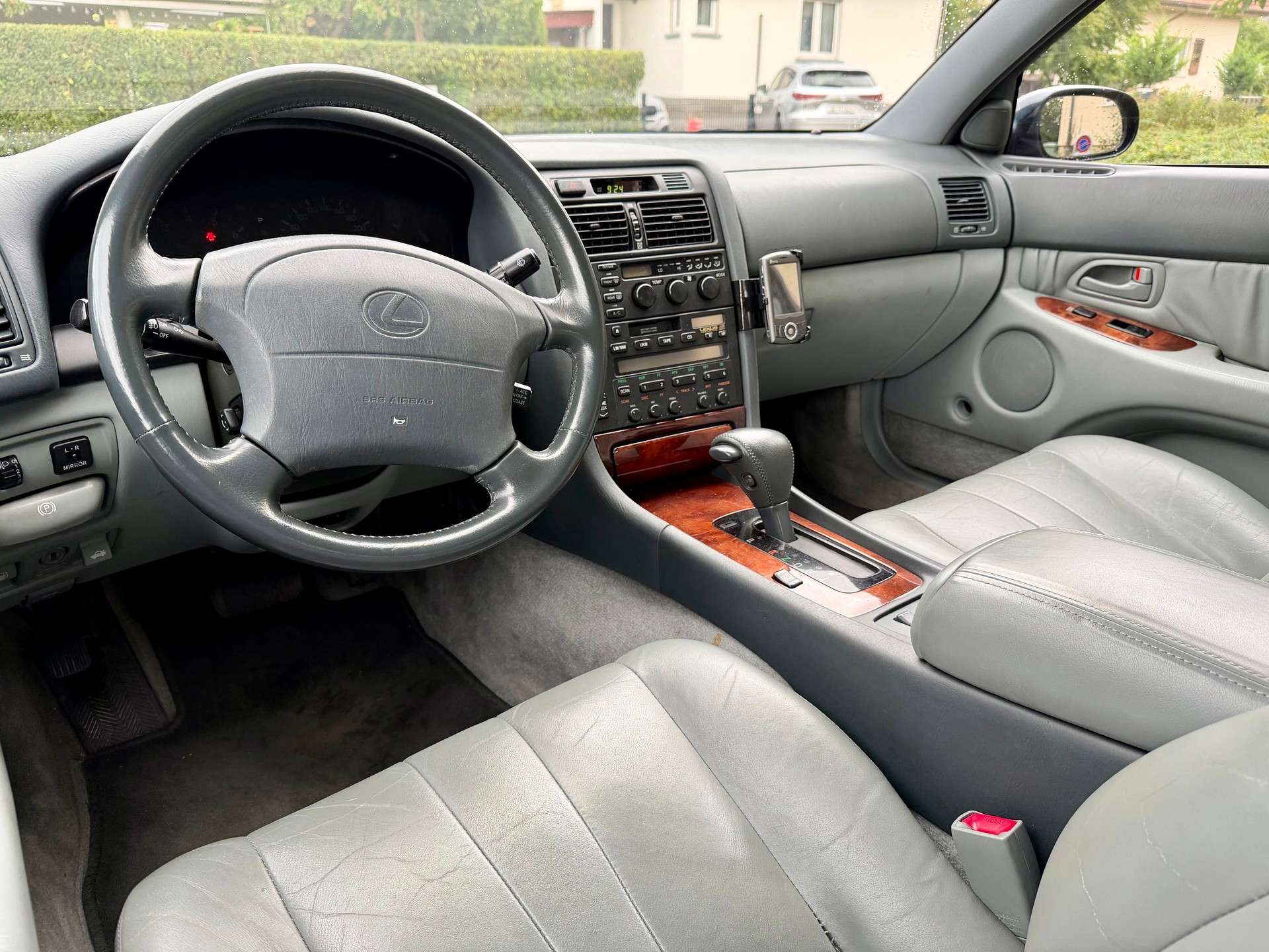 LEXUS GS 300 Automatic-image-13