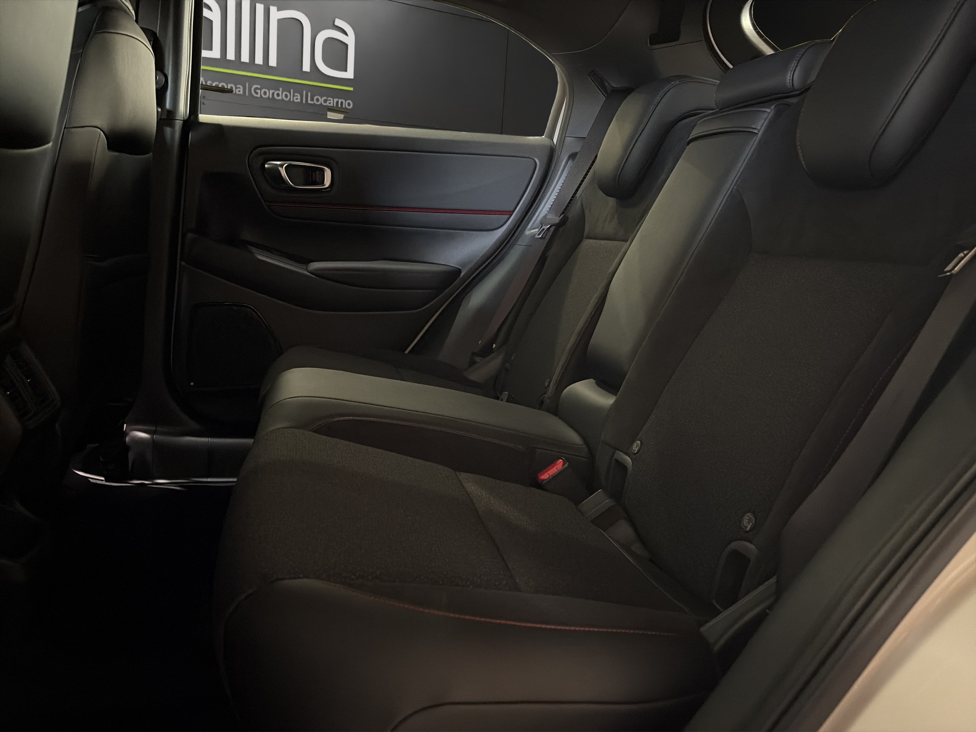 HONDA HR-V 1.5 i-MMD Advance Sport-image-11
