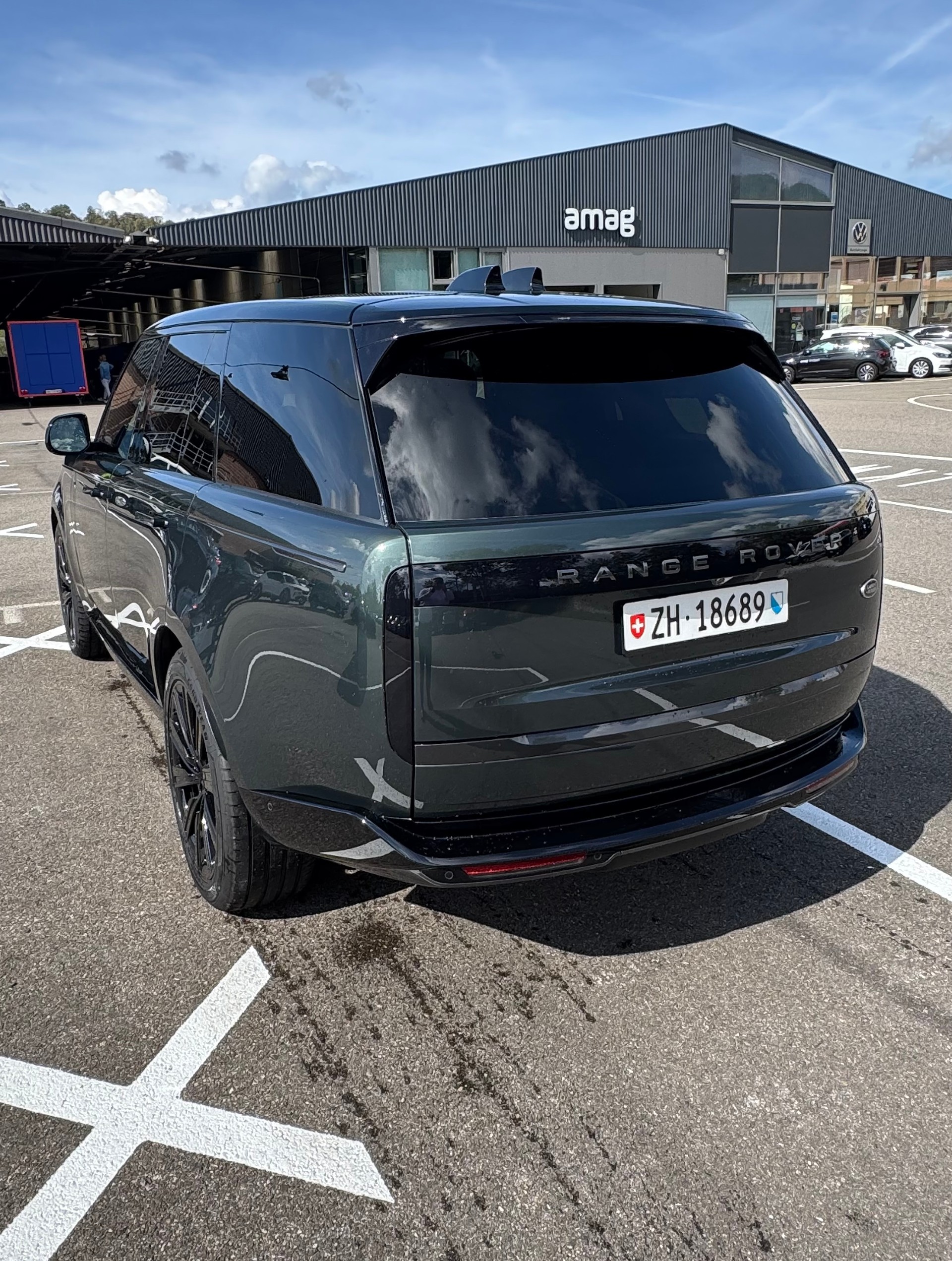 LAND ROVER 3.0 D I6 350 HSE-image-2
