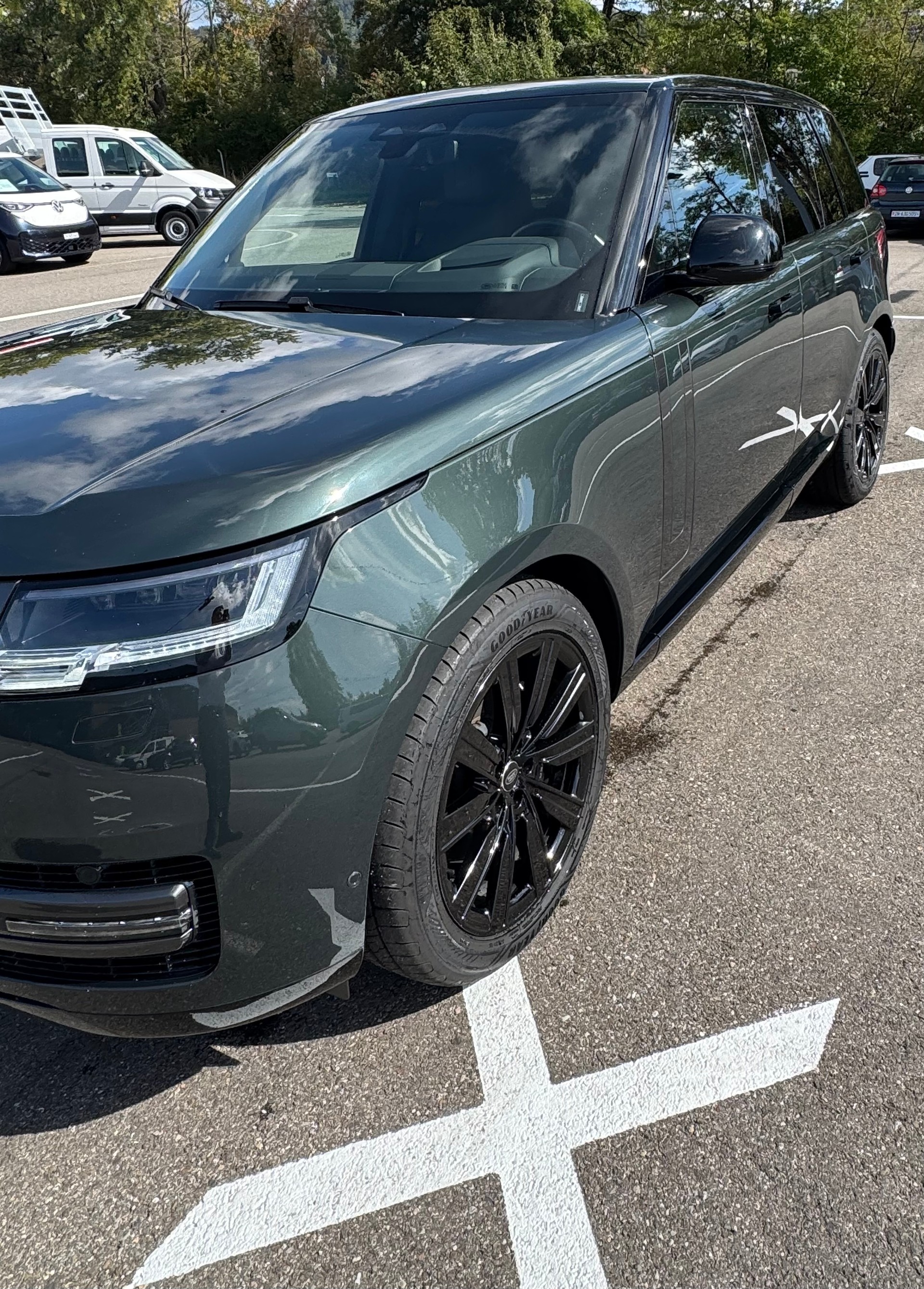 LAND ROVER 3.0 D I6 350 HSE-image-1