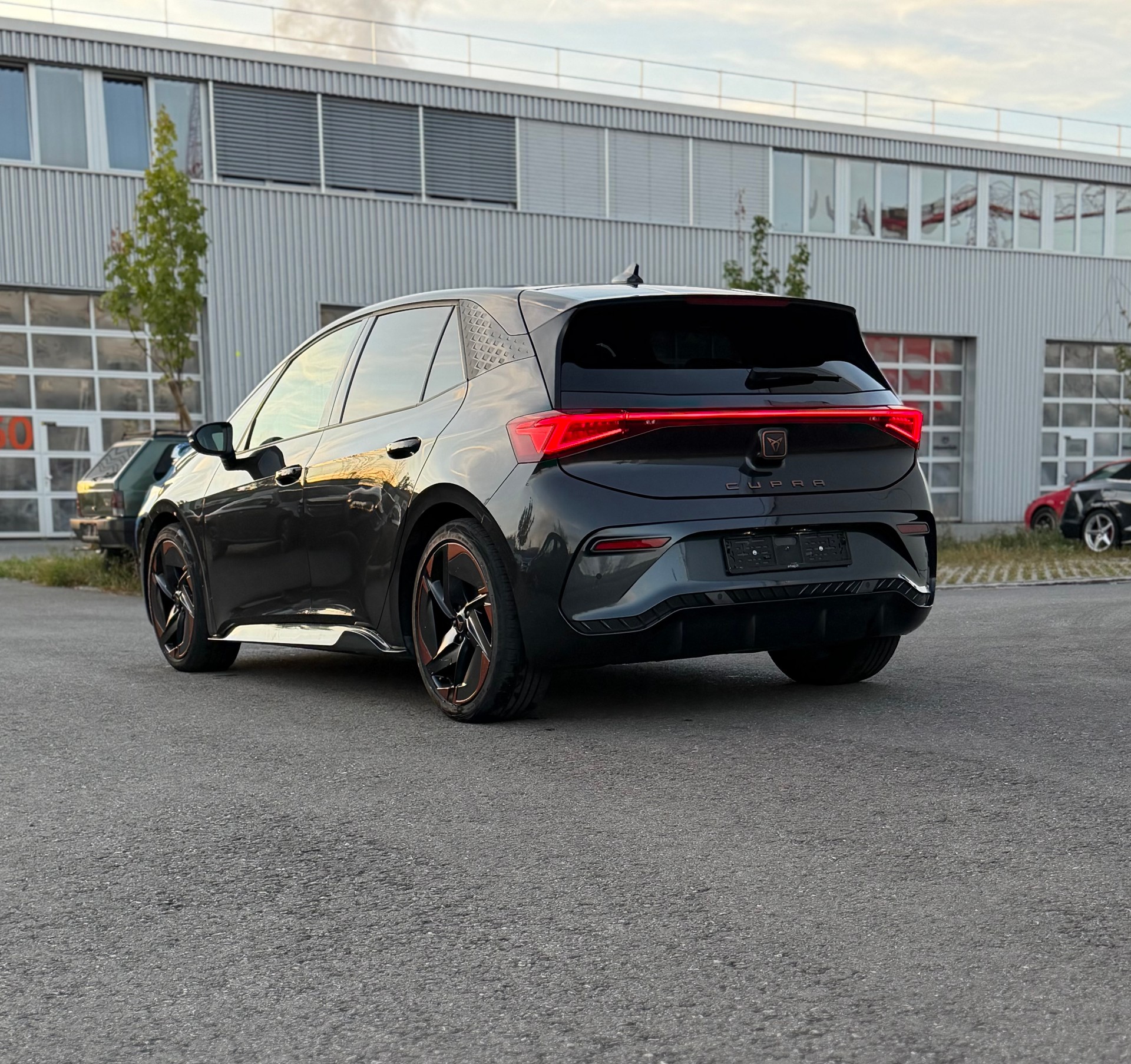 CUPRA Born 58 kWh Sensacion-image-4