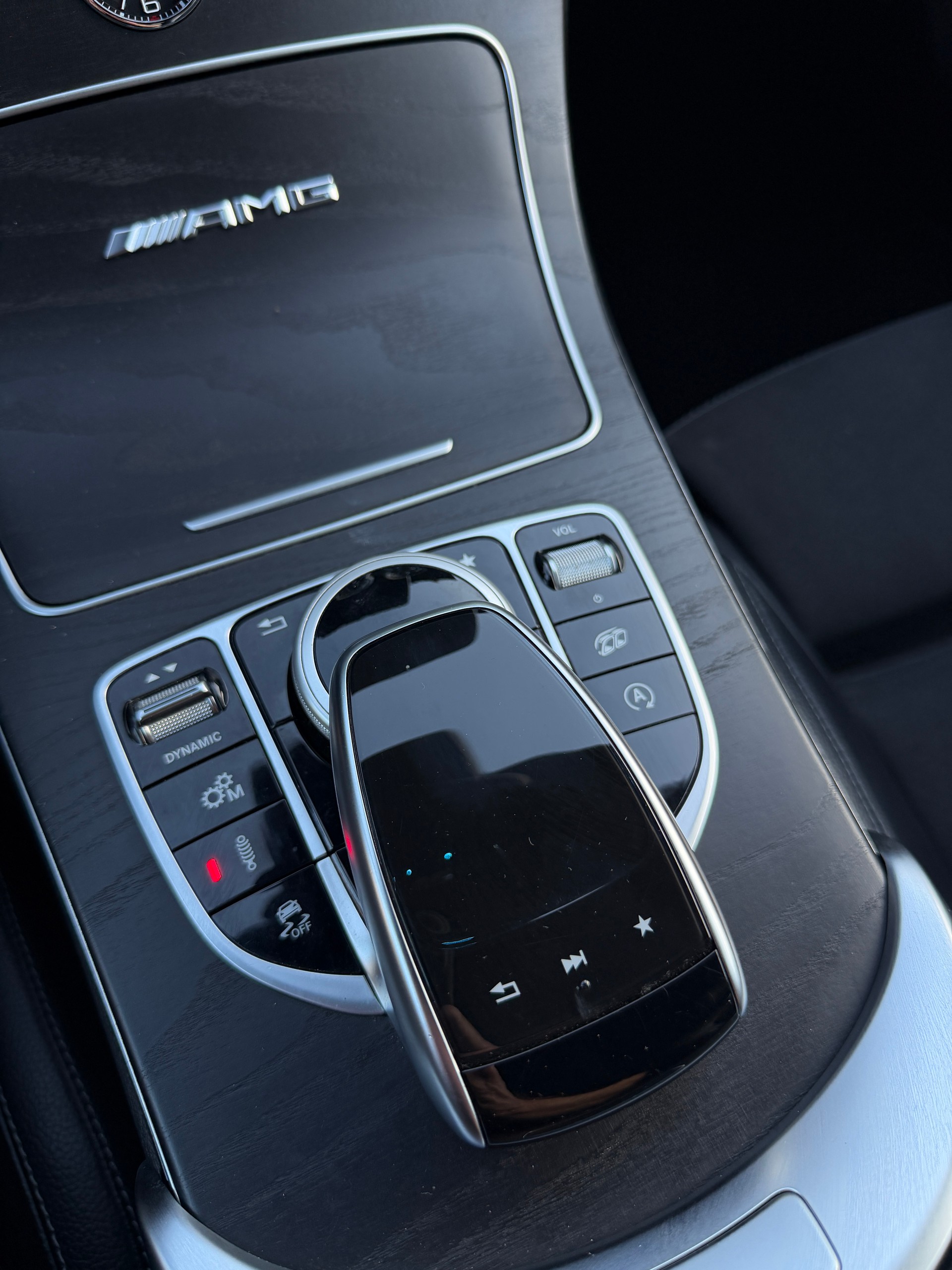 MERCEDES-BENZ C 63 AMG Speedshift-image-11