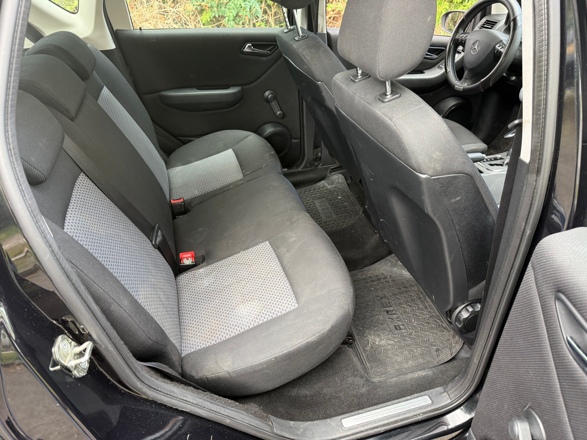 MERCEDES-BENZ A 170 Classic-image-6