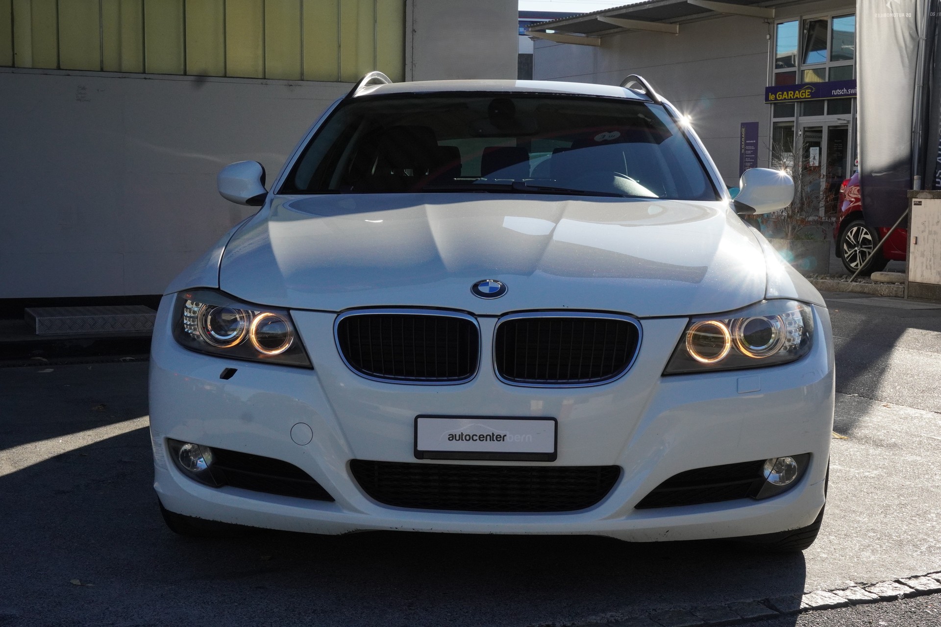 BMW 320d Touring Steptronic-image-2