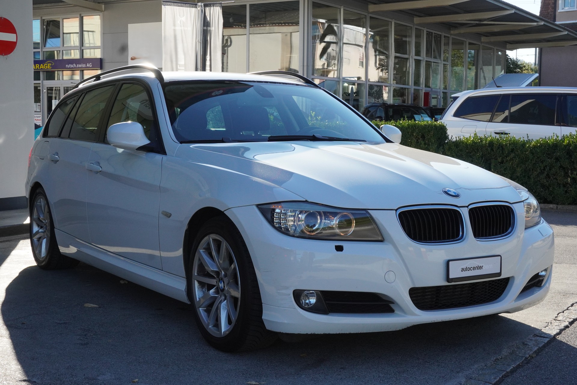 BMW 320d Touring Steptronic-image-3