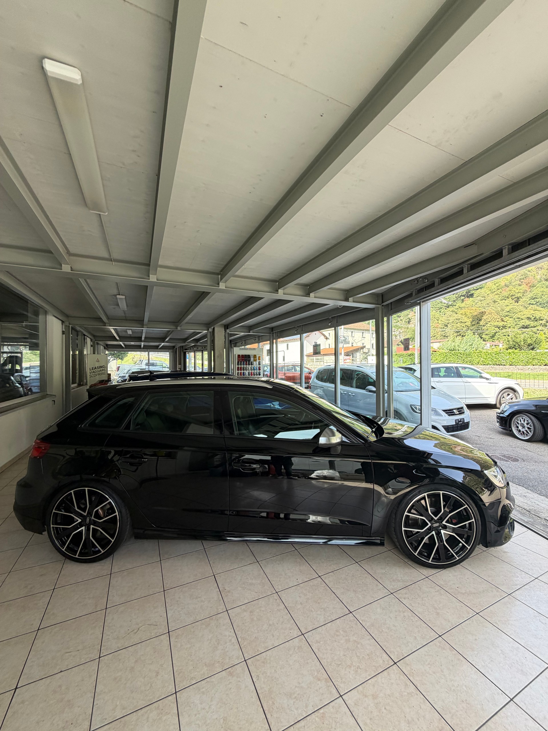 AUDI S3 Sportback 2.0 TFSI quattro S-tronic-image-6