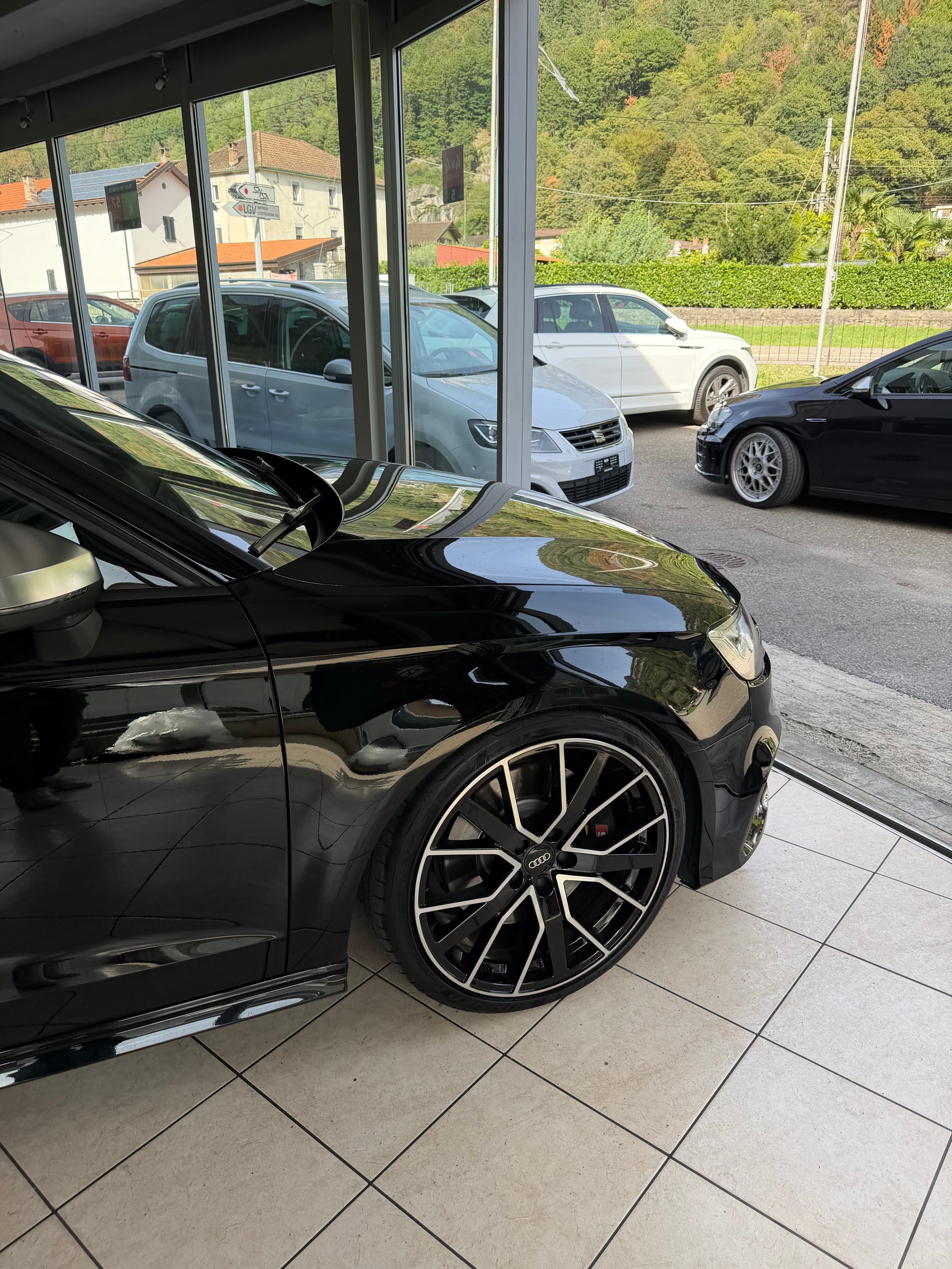 AUDI S3 Sportback 2.0 TFSI quattro S-tronic-image-7