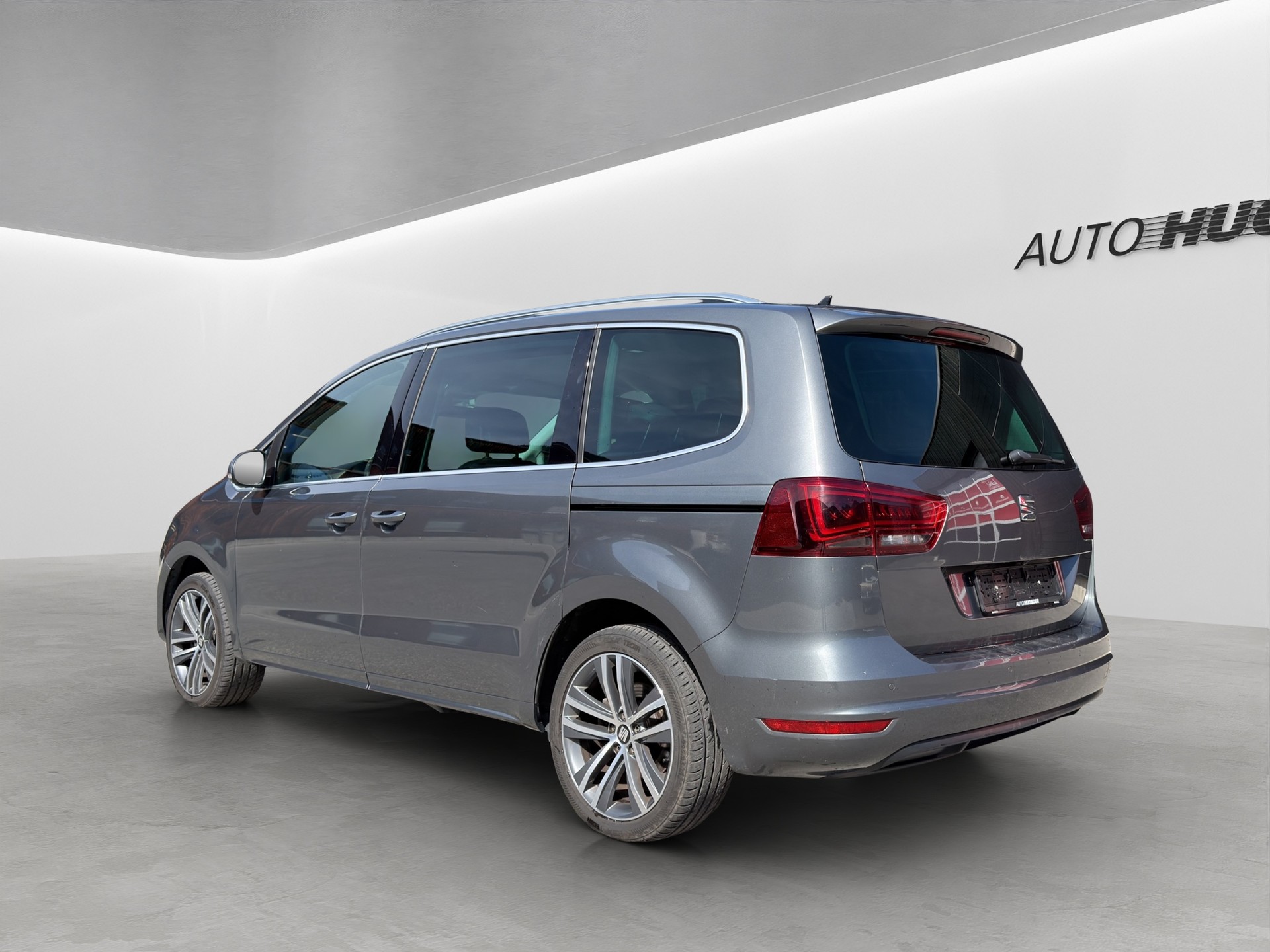 SEAT Alhambra 2.0 TDI Hola FR 4Drive-image-4