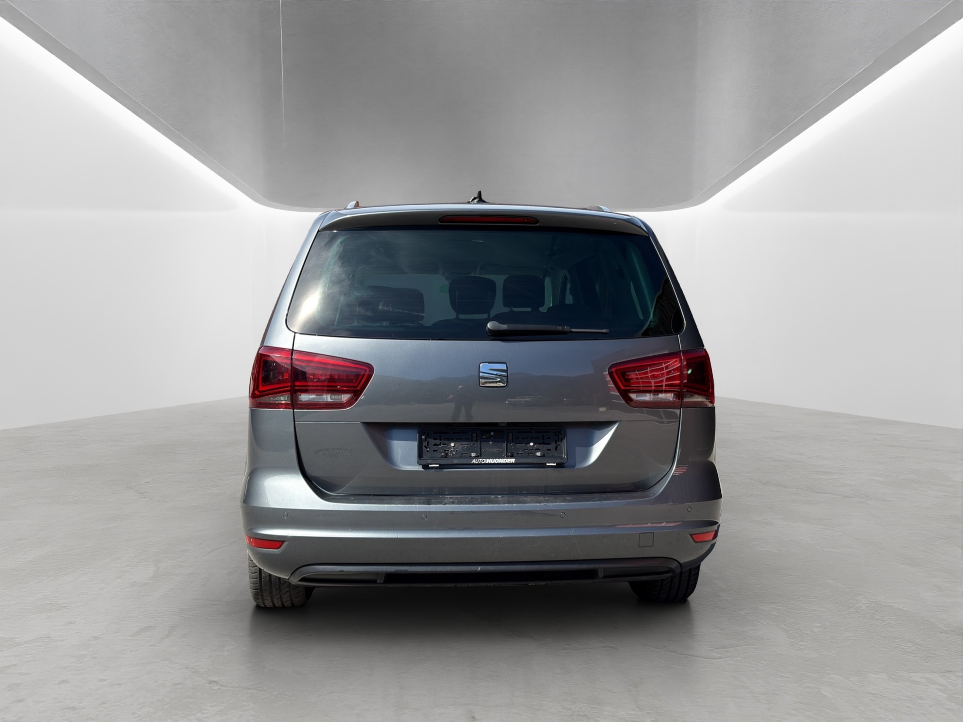 SEAT Alhambra 2.0 TDI Hola FR 4Drive-image-5