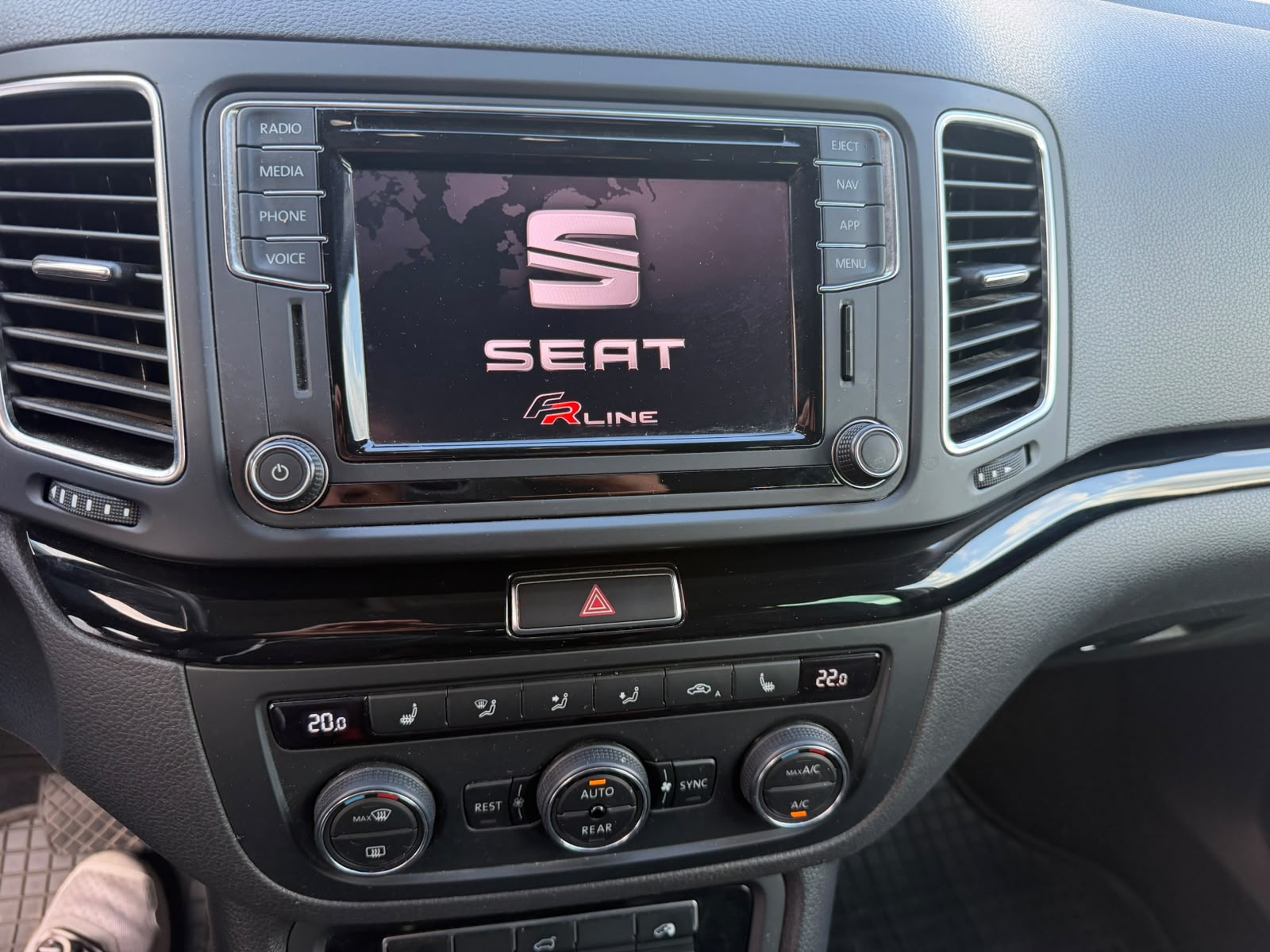 SEAT Alhambra 2.0 TDI Hola FR 4Drive-image-20