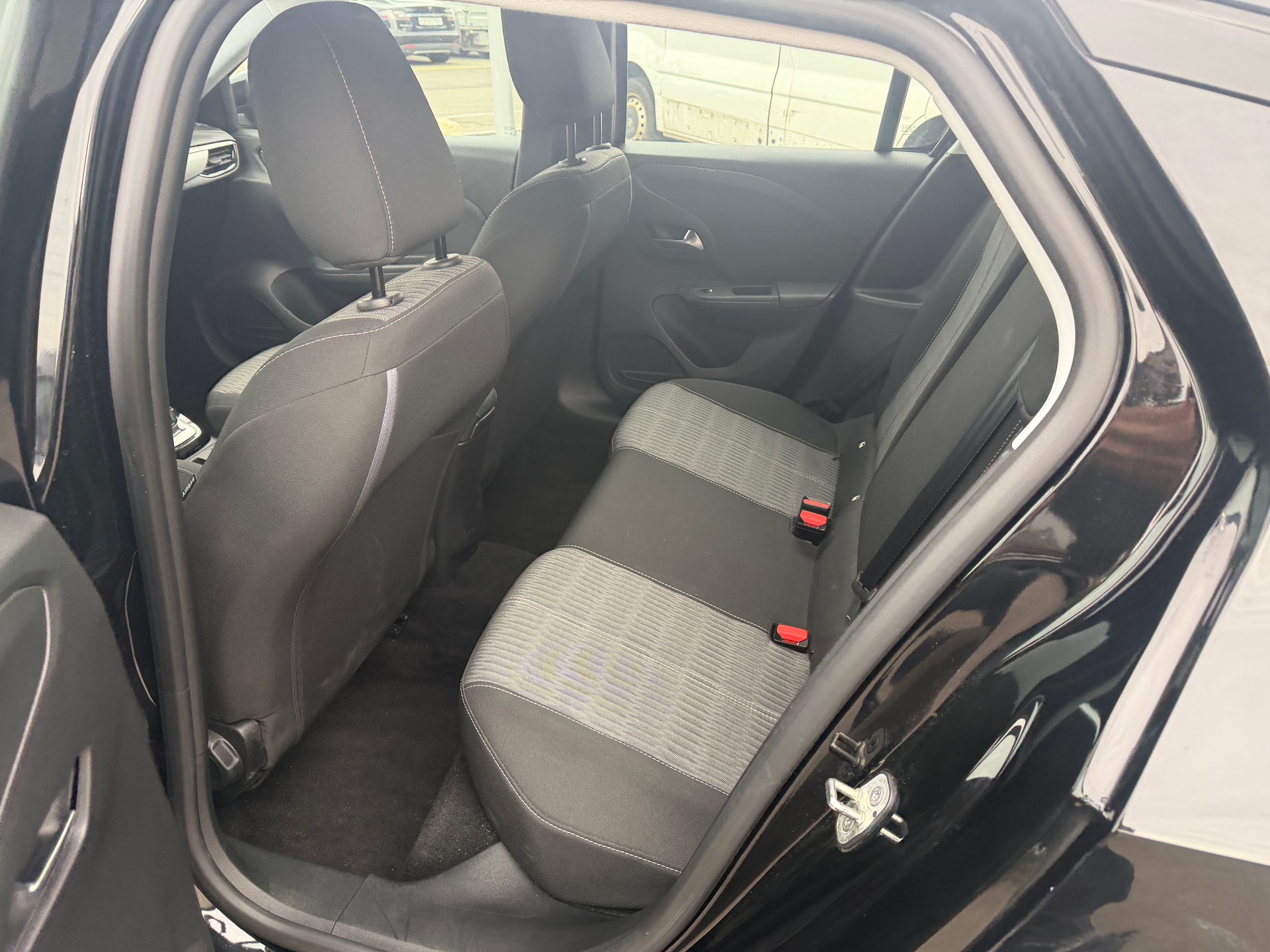 OPEL Corsa 1.2 TP Edition-image-8