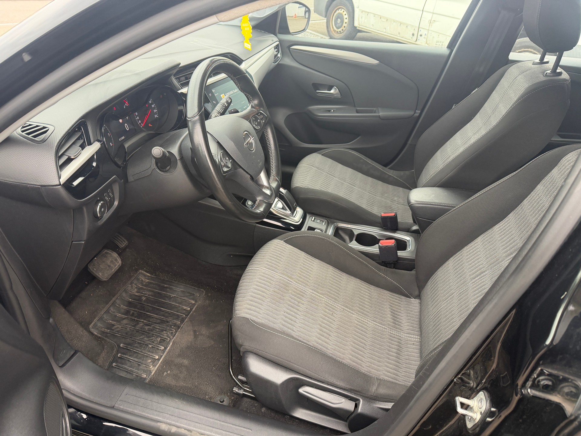 OPEL Corsa 1.2 TP Edition-image-10