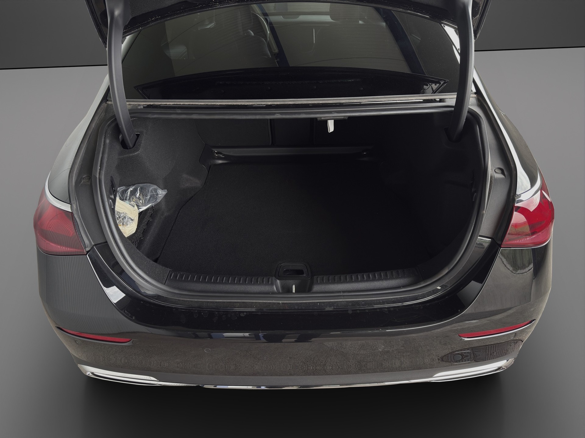 MERCEDES-BENZ E 220 d 4Matic 9G-Tronic-image-3