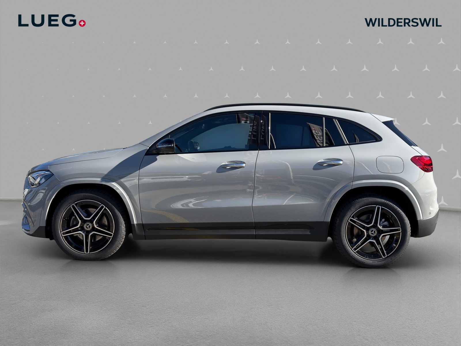 MERCEDES-BENZ GLA 220d 4Matic 8G-DCT-image-1