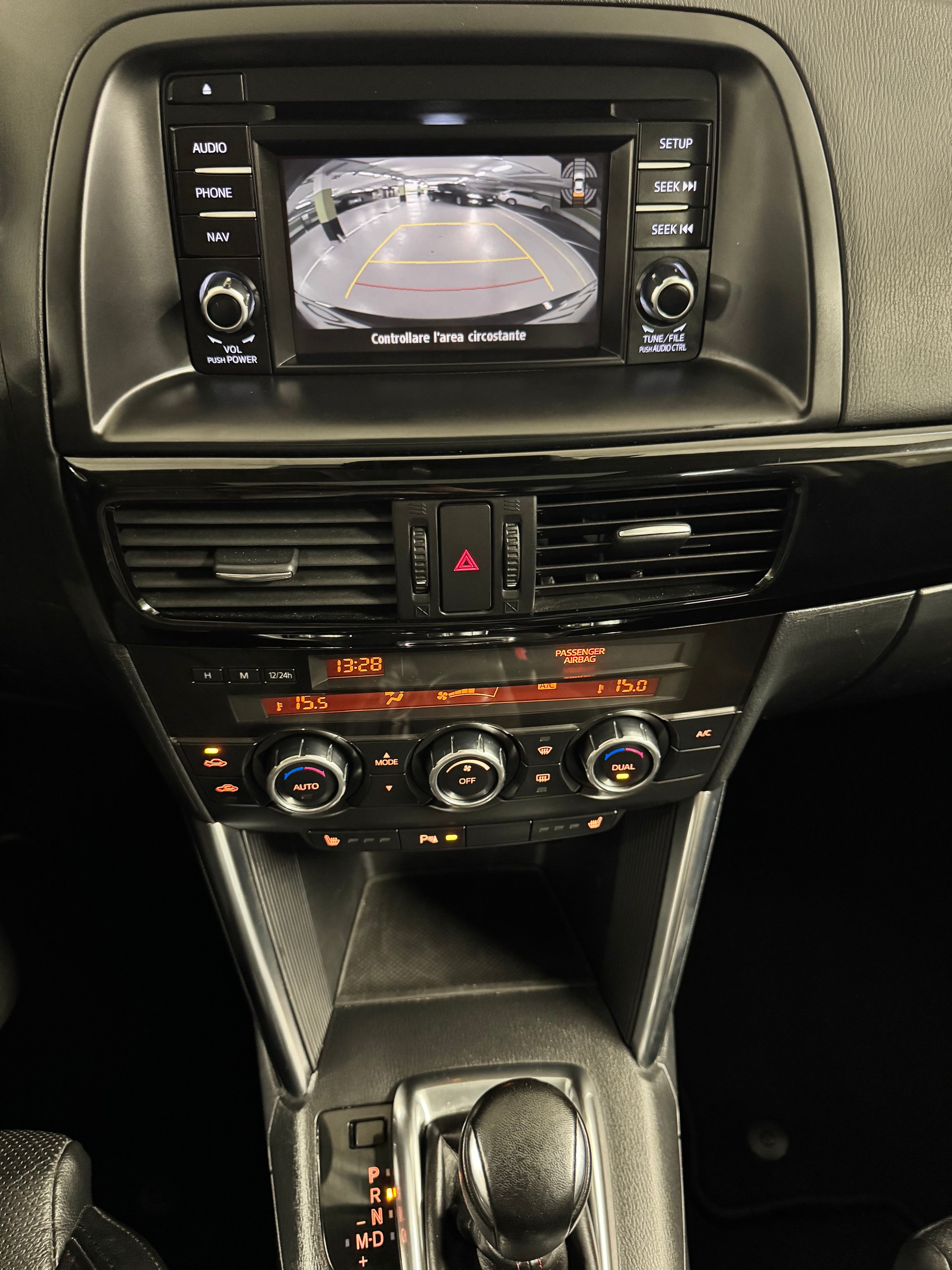 MAZDA CX-5 2.2 D HP Revolution AWD Automatic-image-13