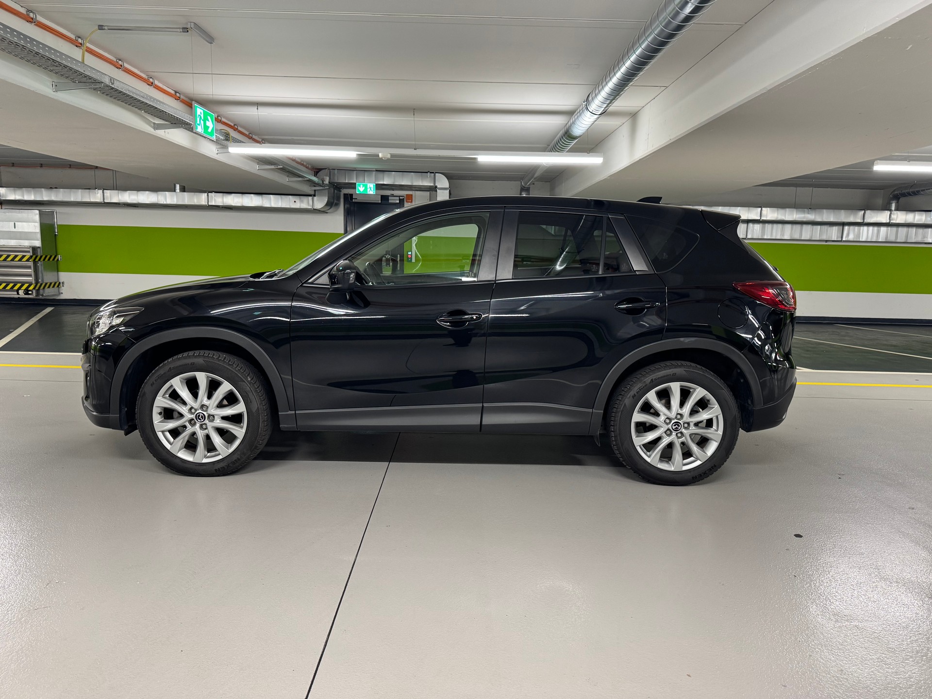 MAZDA CX-5 2.2 D HP Revolution AWD Automatic-image-7