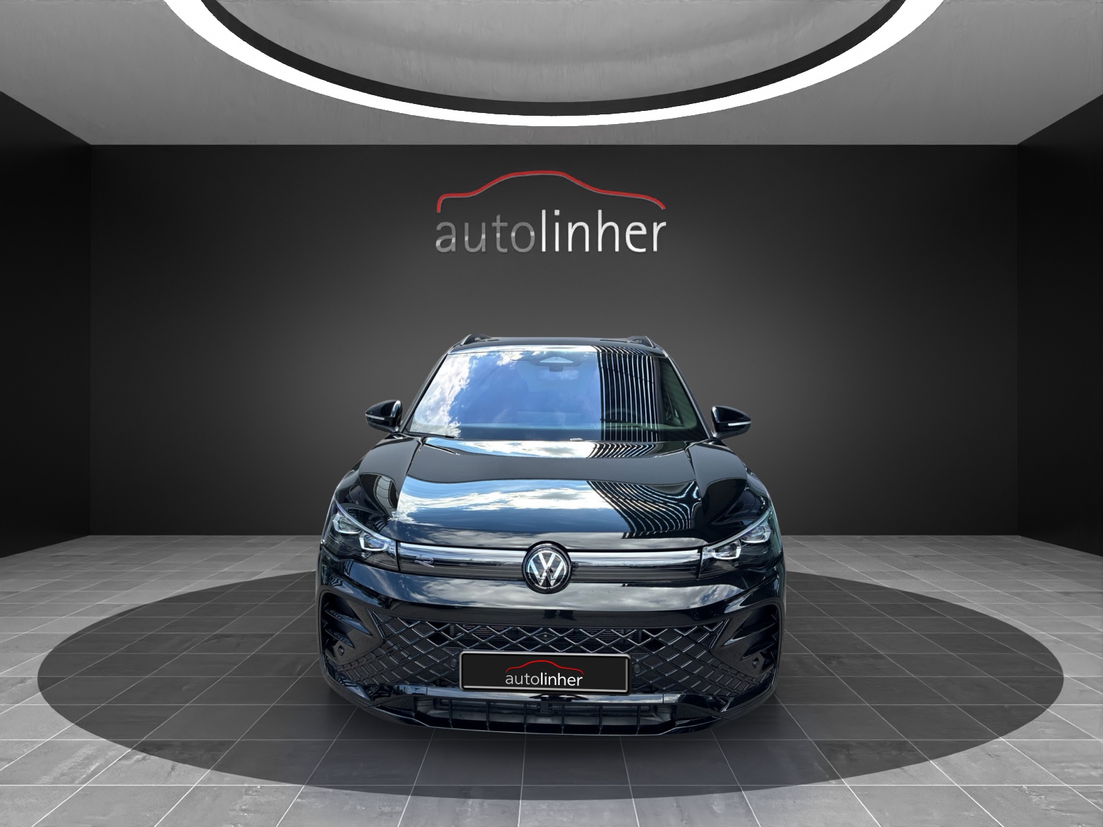 VW Tiguan 2.0 TDI SCR R-Line 4Motion DSG-image-6