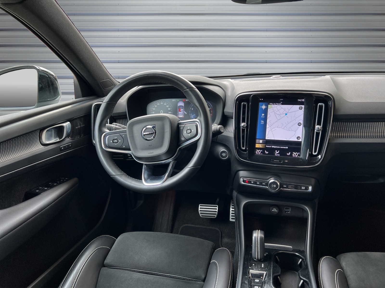 VOLVO XC40 B4 Benzin Mild Hybrid AWD R-Design Geartronic-image-11