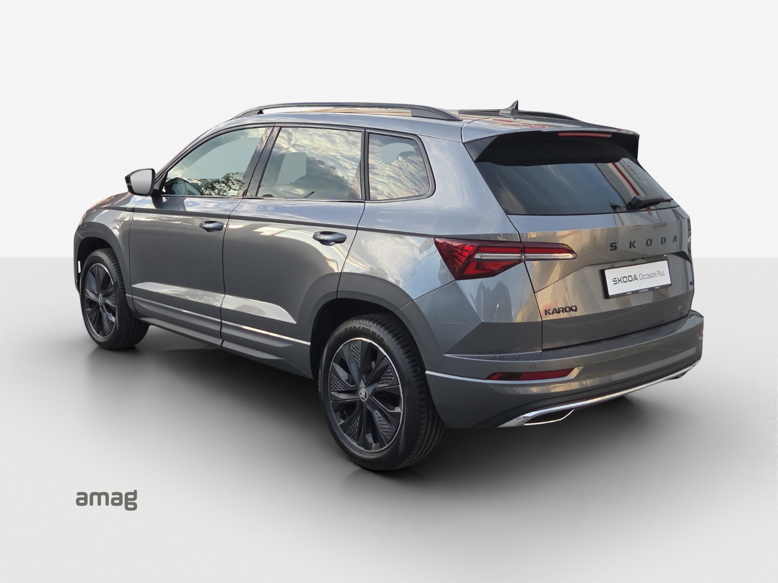 SKODA Karoq 2.0 TSI SportLine 4x4 DSG-image-2