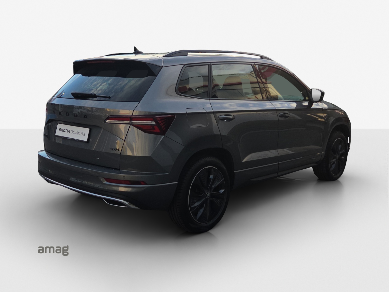 SKODA Karoq 2.0 TSI SportLine 4x4 DSG-image-4