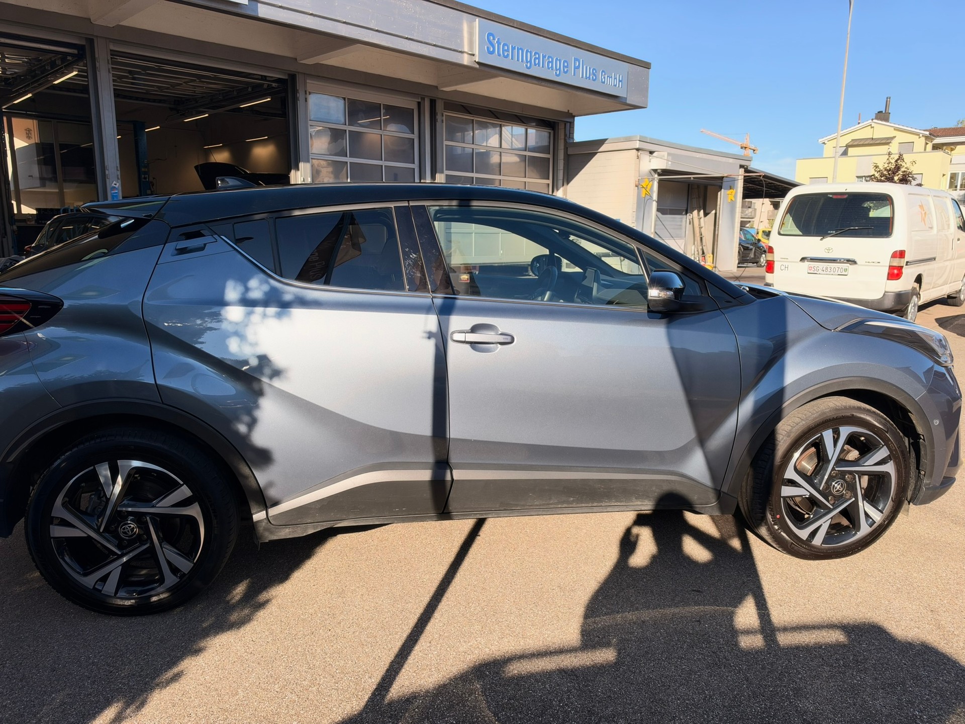TOYOTA C-HR 2.0 HSD CVT Trend-image-6