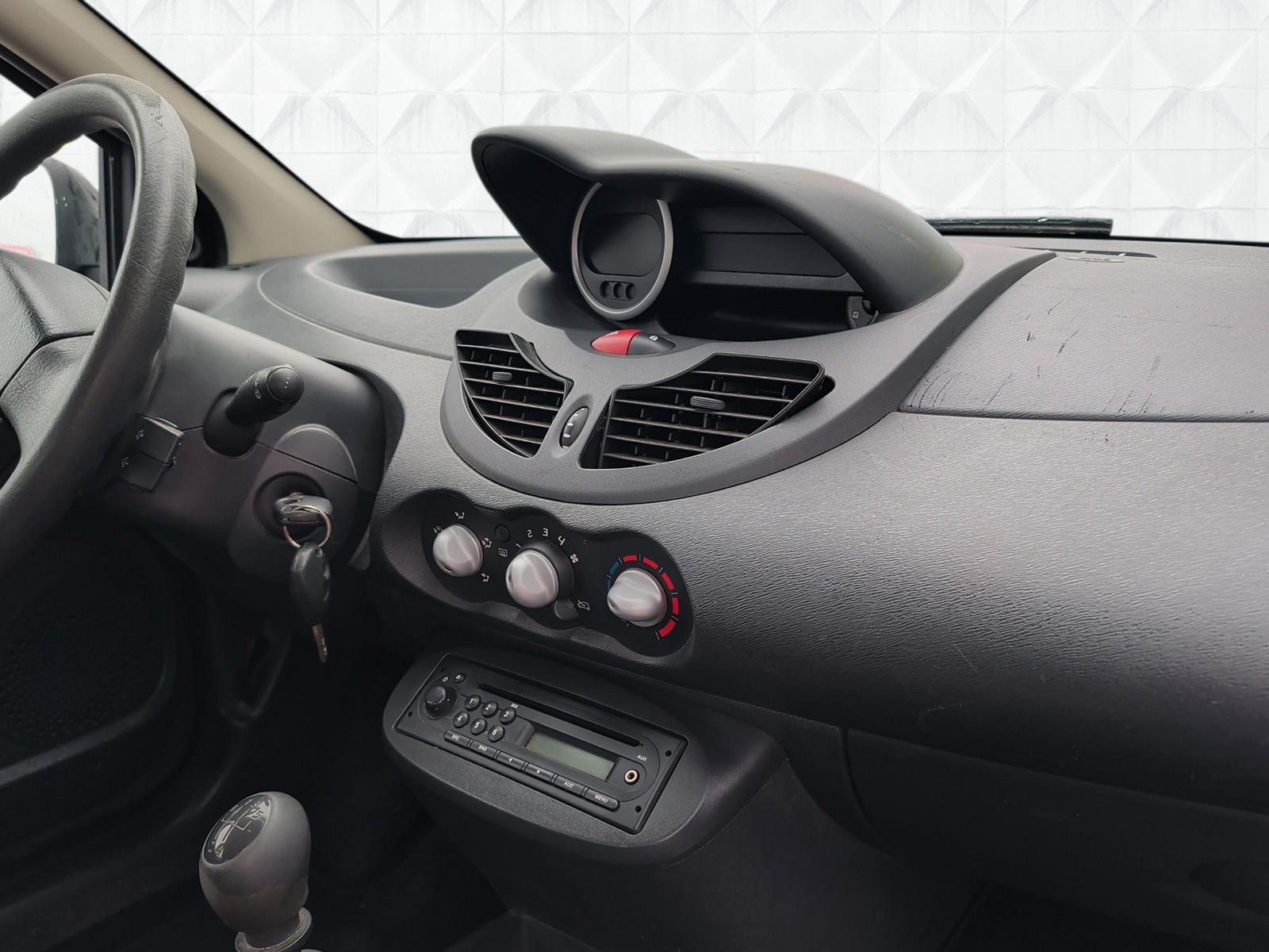 RENAULT Twingo 1.2 Authentique-image-9