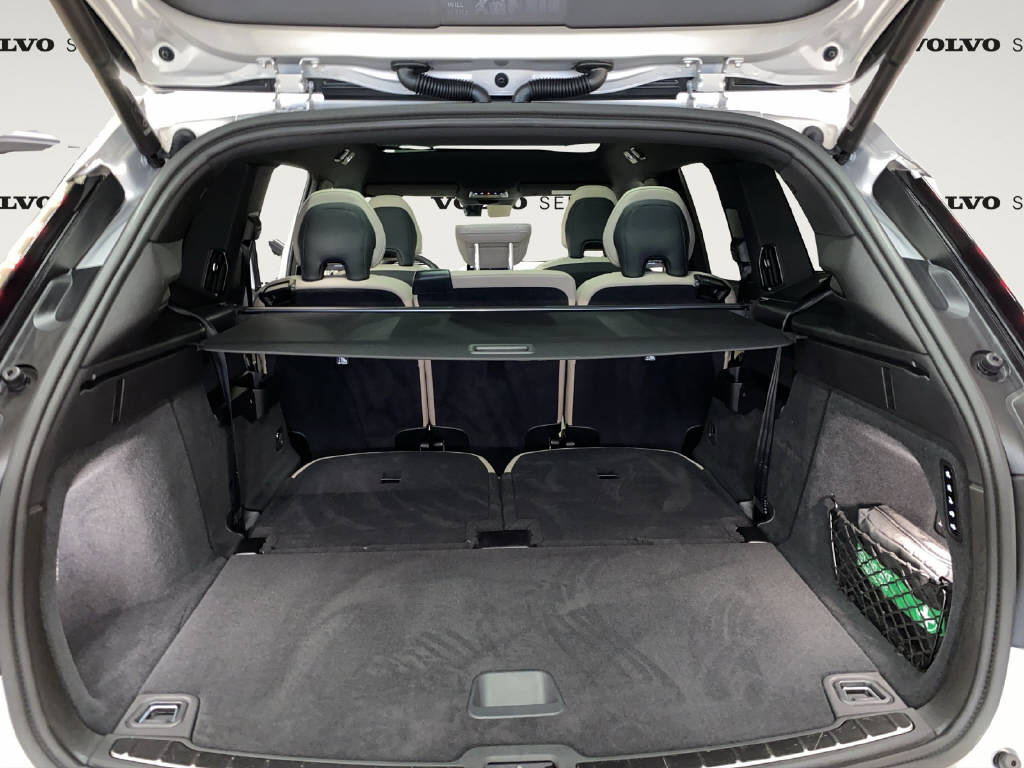 VOLVO EX 90 Twin Ultra AWD-image-12