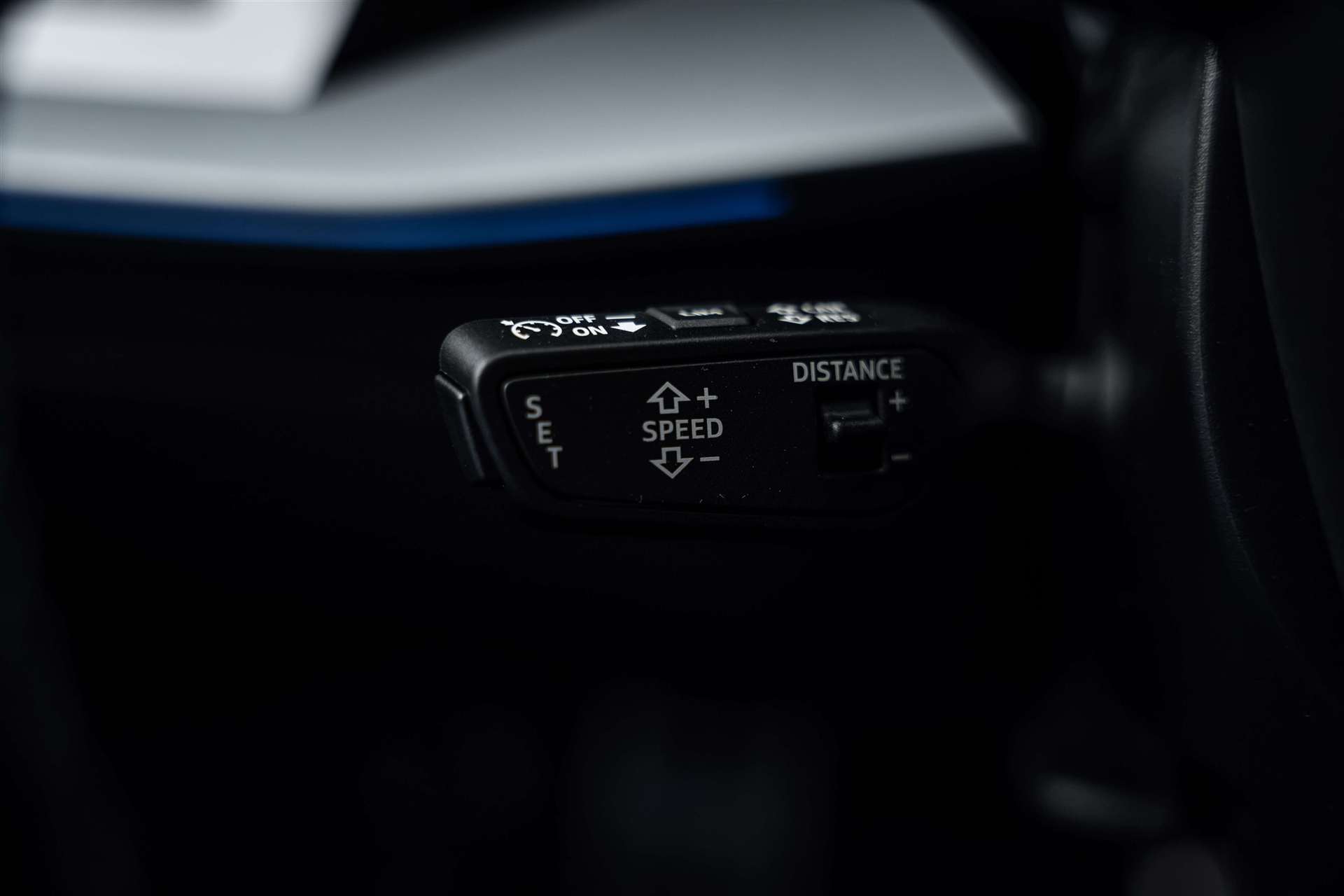 AUDI AUDI A3 Sportback 35 TDi S-Line S-Tronic Automat-image-17